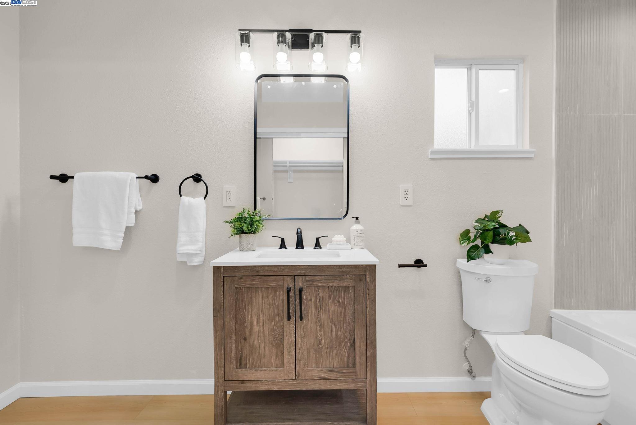 Detail Gallery Image 27 of 35 For 314 Cedar St, Redwood City,  CA 94063 - 3 Beds | 2 Baths