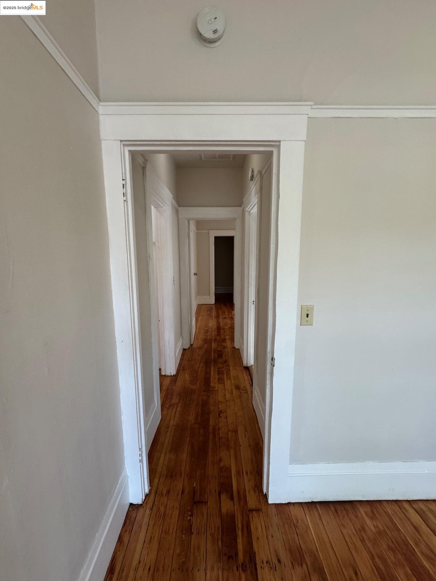 Detail Gallery Image 10 of 15 For 1626 12th St, Oakland,  CA 94607 - – Beds | – Baths