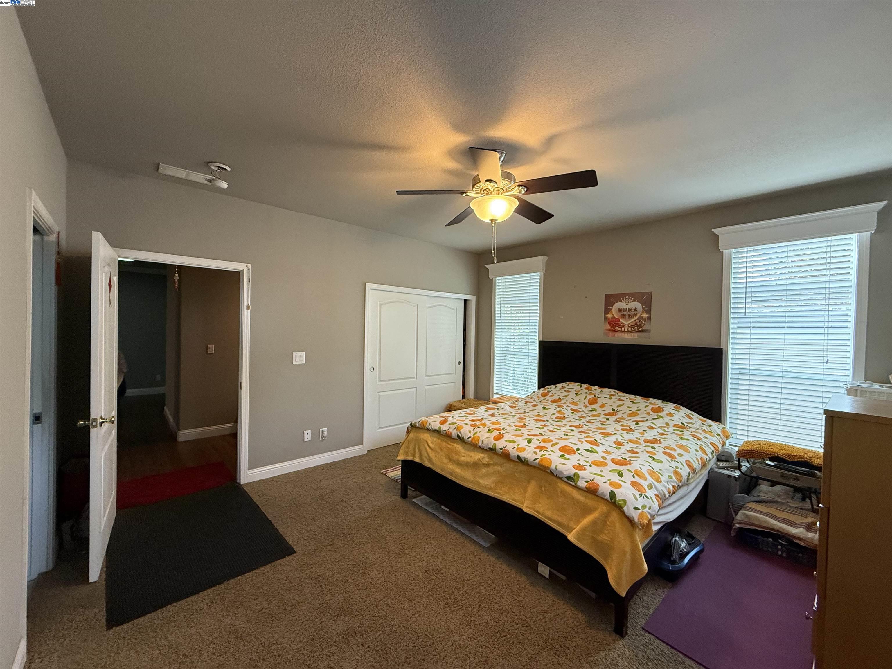 Detail Gallery Image 6 of 13 For 1050 Borregas Ave #1,  Sunnyvale,  CA 94089 - 3 Beds | 2/1 Baths