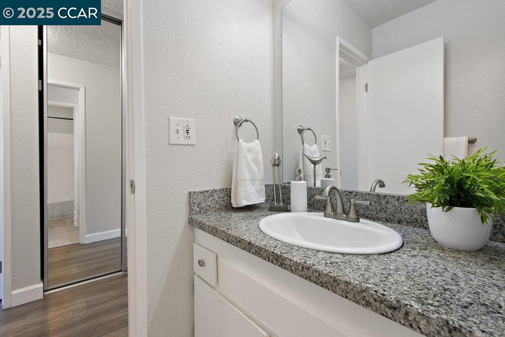 Photo #17: 41113567 Listing: Photo #17
