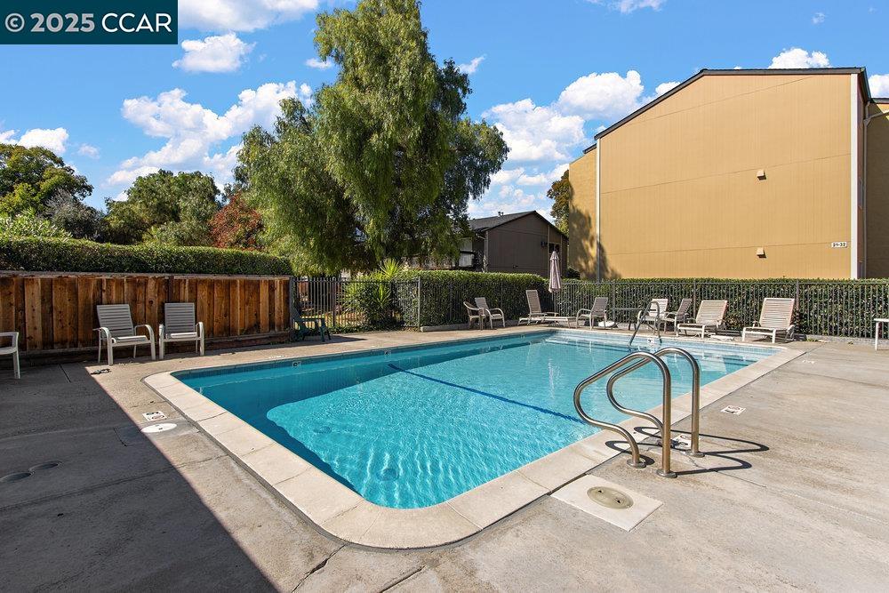 Photo #23: 41113567 Listing: Photo #23