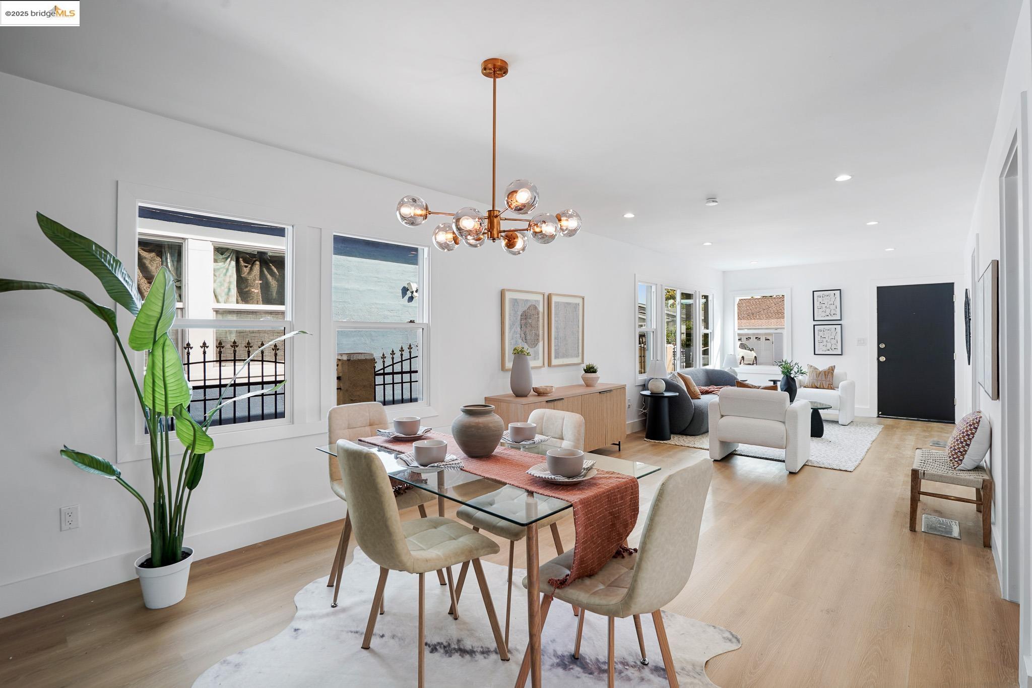 Detail Gallery Image 4 of 35 For 2839 Esmond Ave, Richmond,  CA 94804 - 4 Beds | 2 Baths