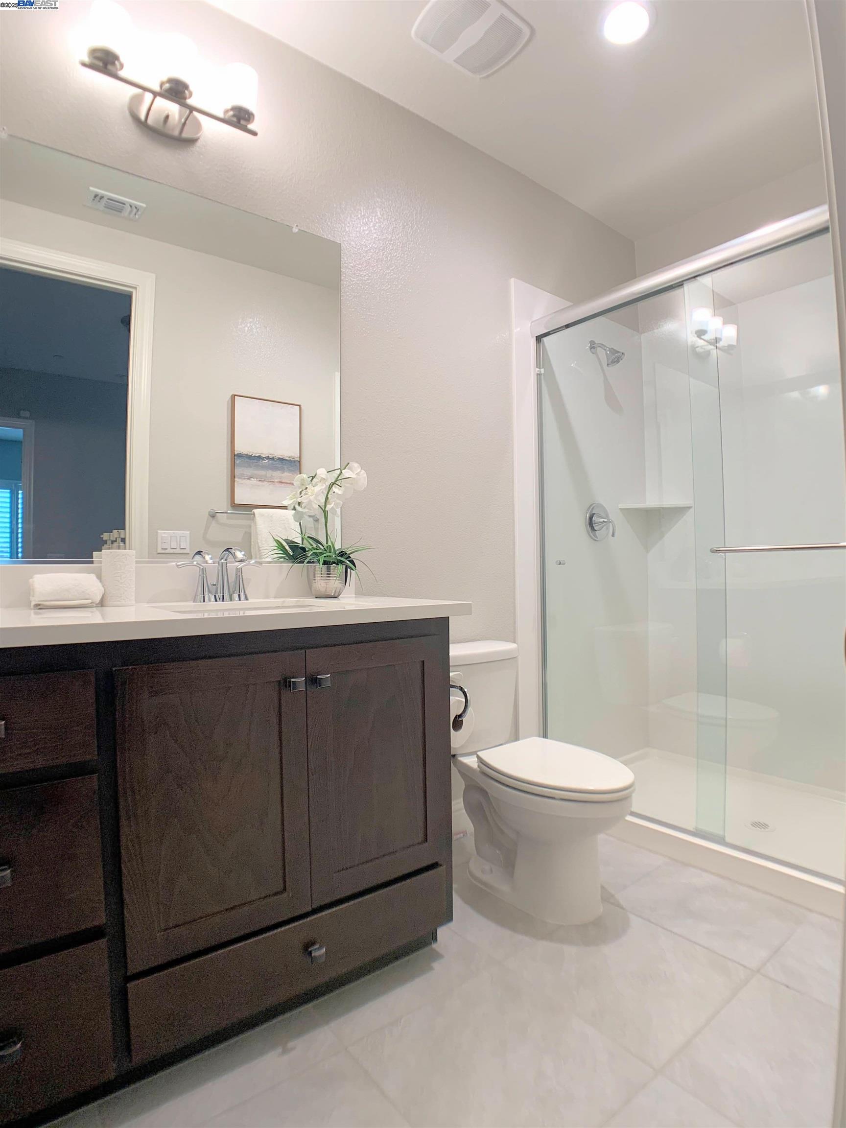 Detail Gallery Image 8 of 55 For 39438 Humpback Whale Rd, Newark,  CA 94560 - 4 Beds | 4/1 Baths