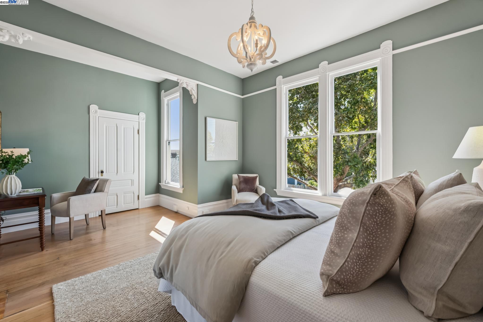 Detail Gallery Image 23 of 52 For 2061 Buena Vista Ave., Alameda,  CA 94501 - – Beds | – Baths