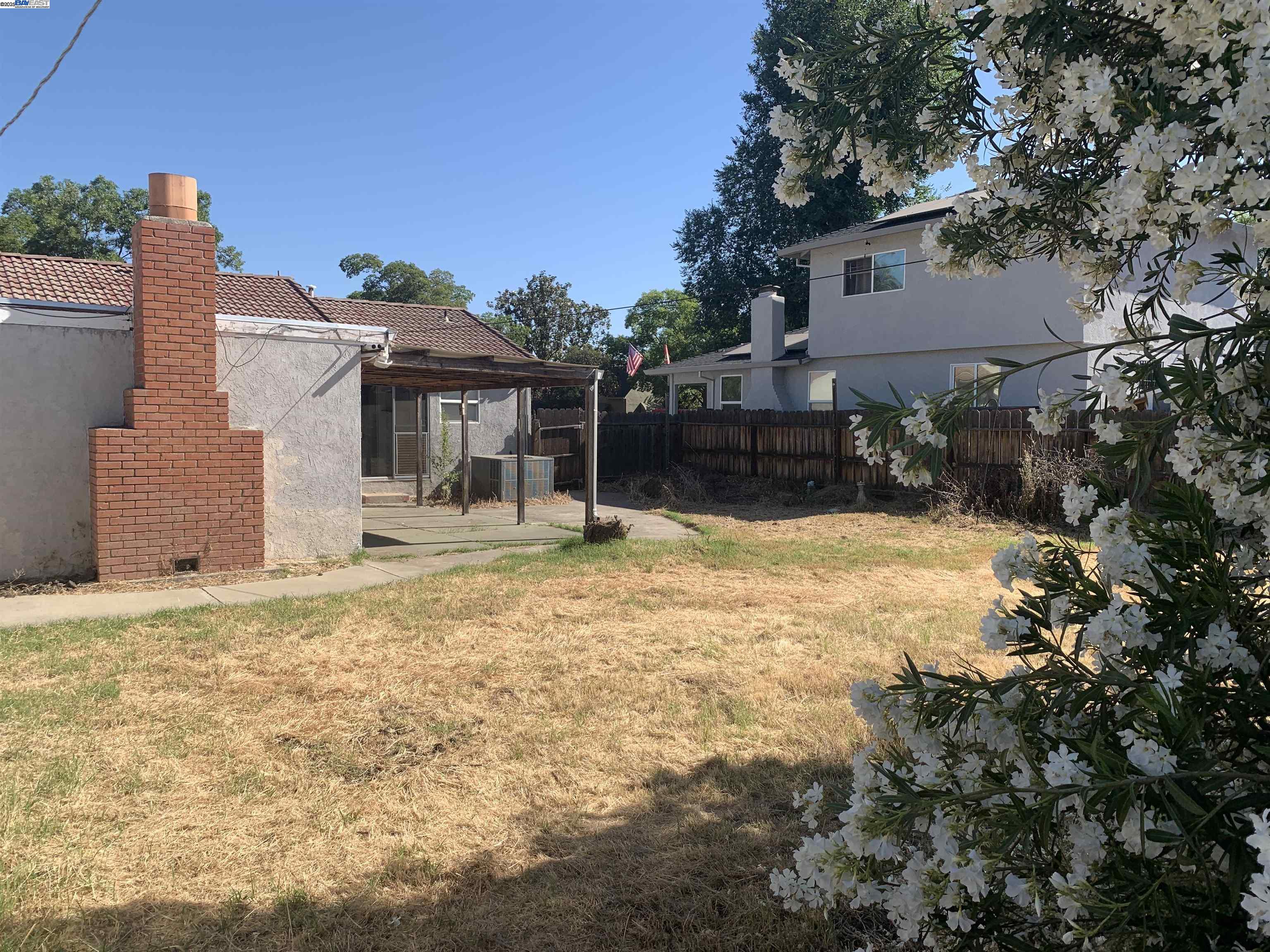 Detail Gallery Image 21 of 26 For 1526 W Monterey Ave, Stockton,  CA 95204 - 3 Beds | 1 Baths