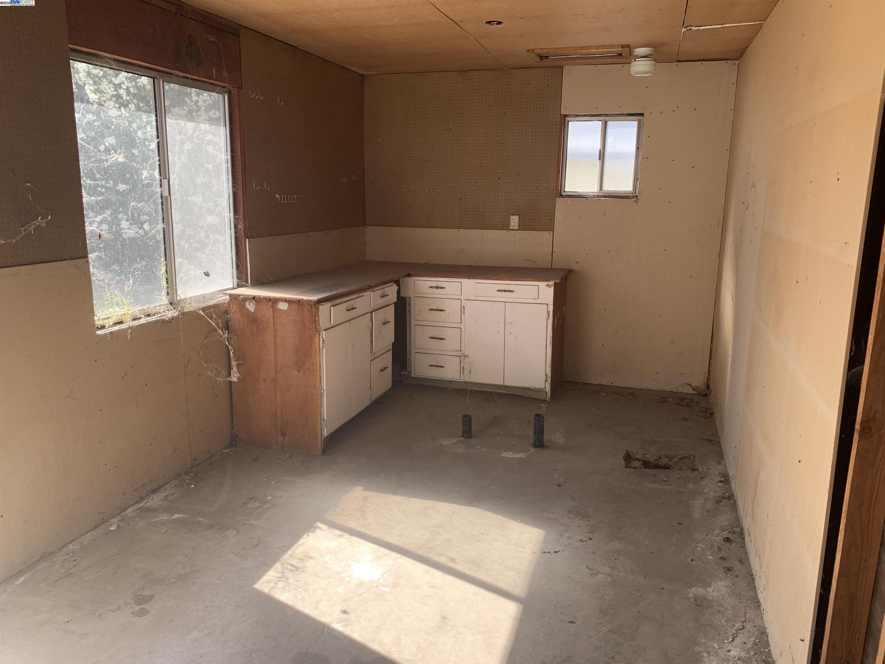 Detail Gallery Image 26 of 26 For 1526 W Monterey Ave, Stockton,  CA 95204 - 3 Beds | 1 Baths