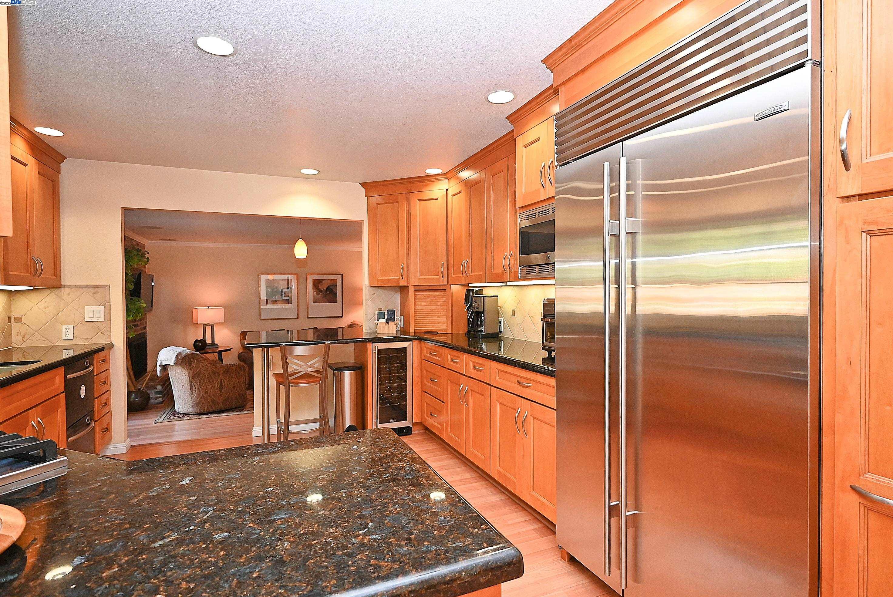 Detail Gallery Image 11 of 53 For 7653 Turquoise St, Dublin,  CA 94568 - 4 Beds | 3 Baths