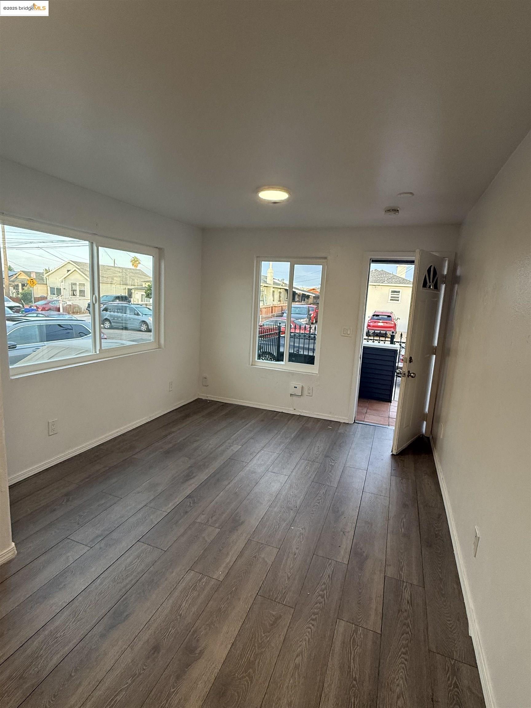 Detail Gallery Image 6 of 6 For 2638 75th #1,  Oakland,  CA 94605 - 0 Beds | 1 Baths