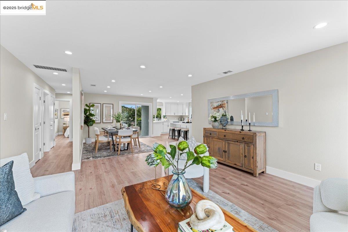 Detail Gallery Image 6 of 33 For 2773 21st St, San Pablo,  CA 94806 - 4 Beds | 2 Baths