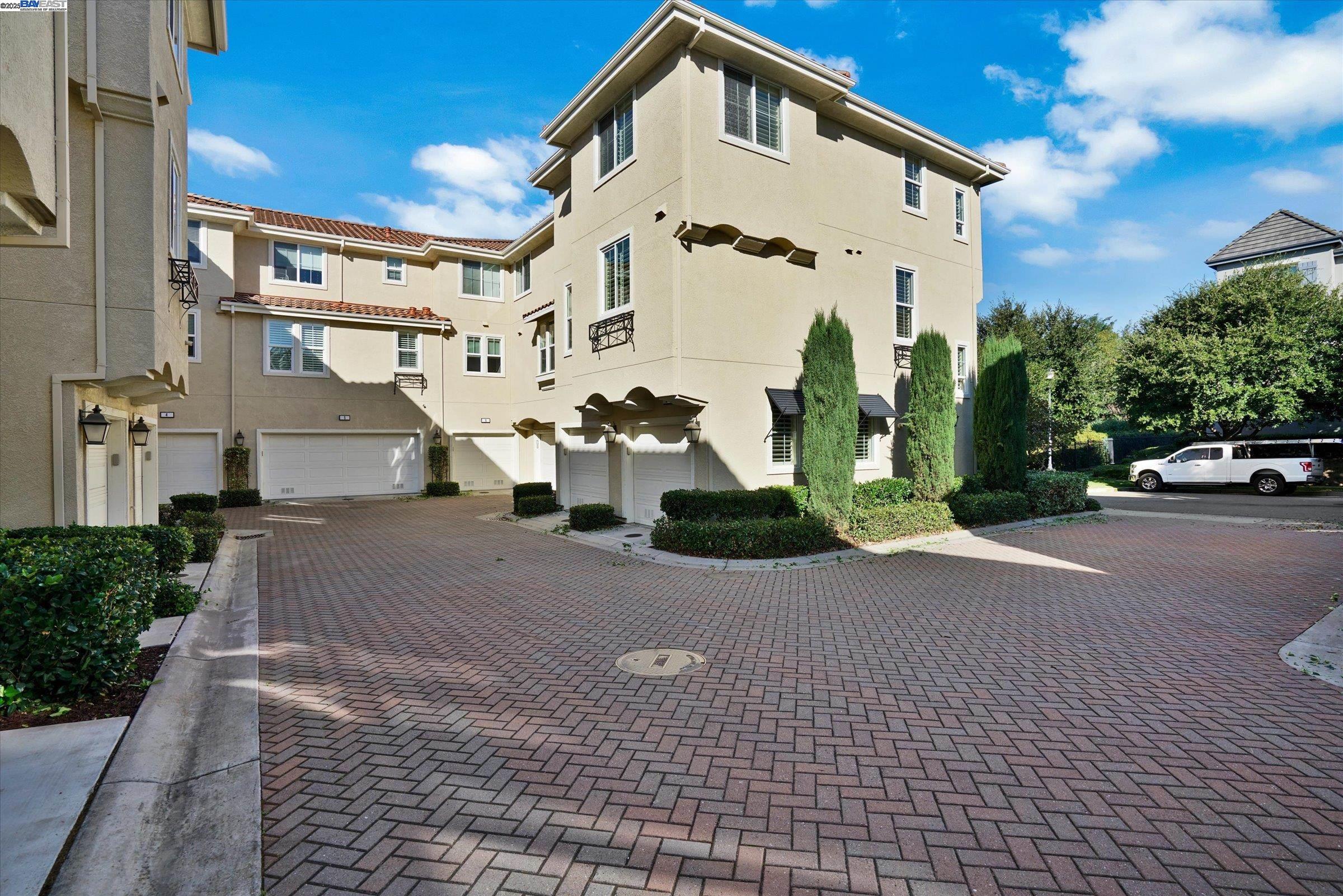 Photo #3: 41113611 Listing 