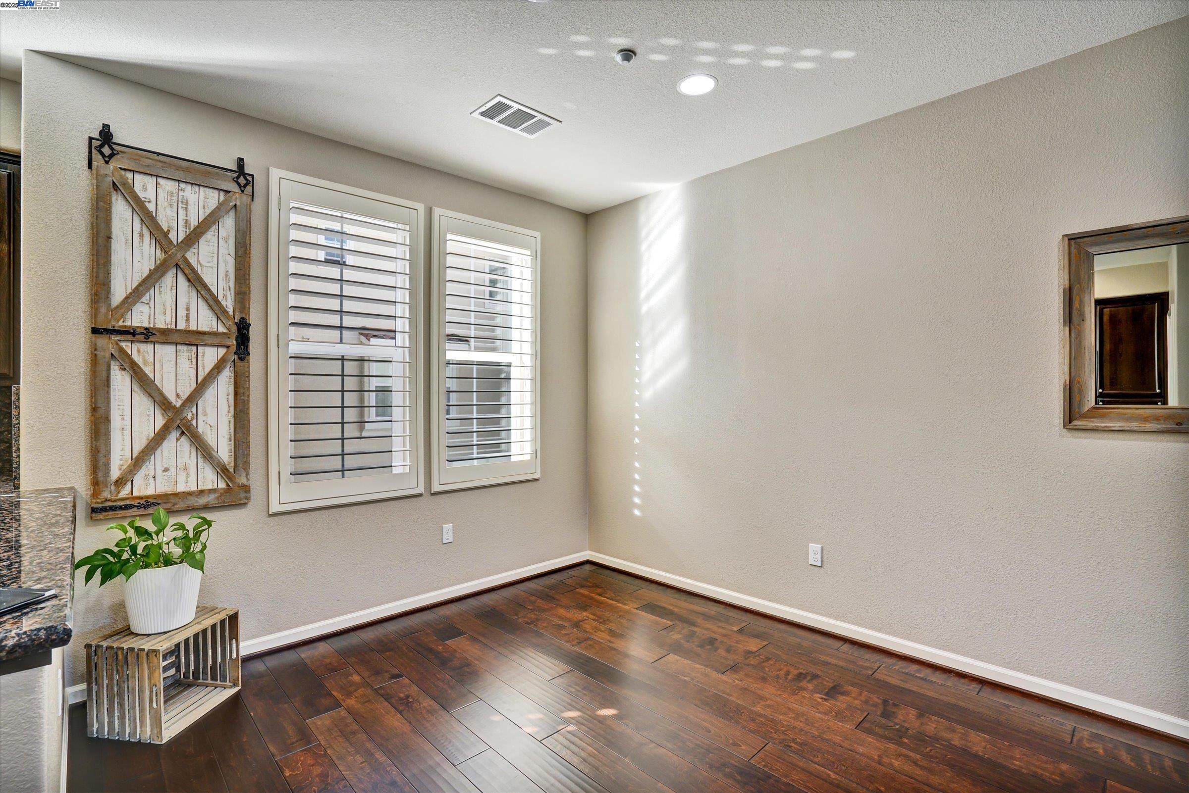 Photo #10: 41113611 Listing: Photo #10