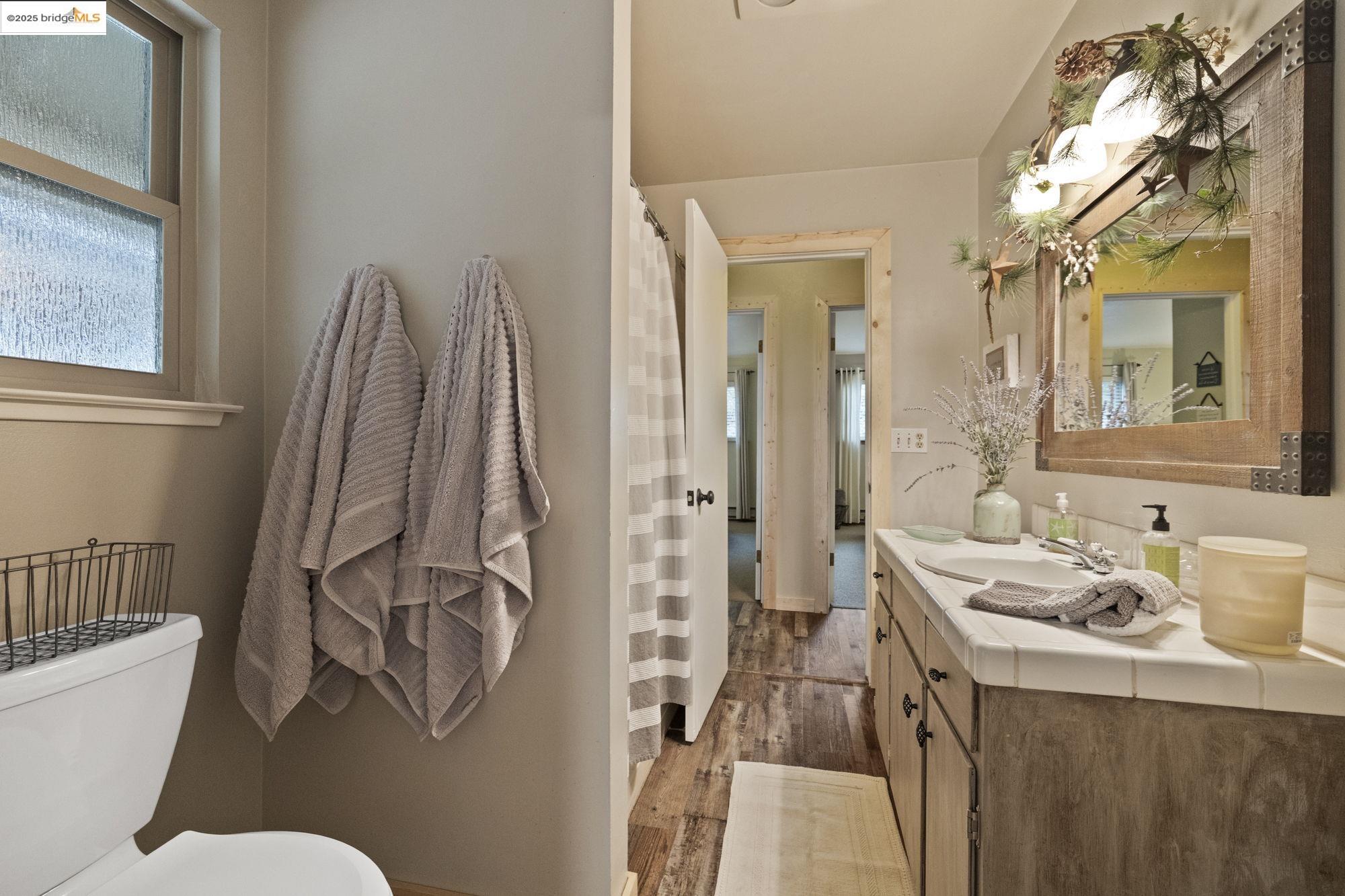 Detail Gallery Image 16 of 39 For 23184 Middle Camp Rd, Twain Harte,  CA 95383 - 3 Beds | 2 Baths