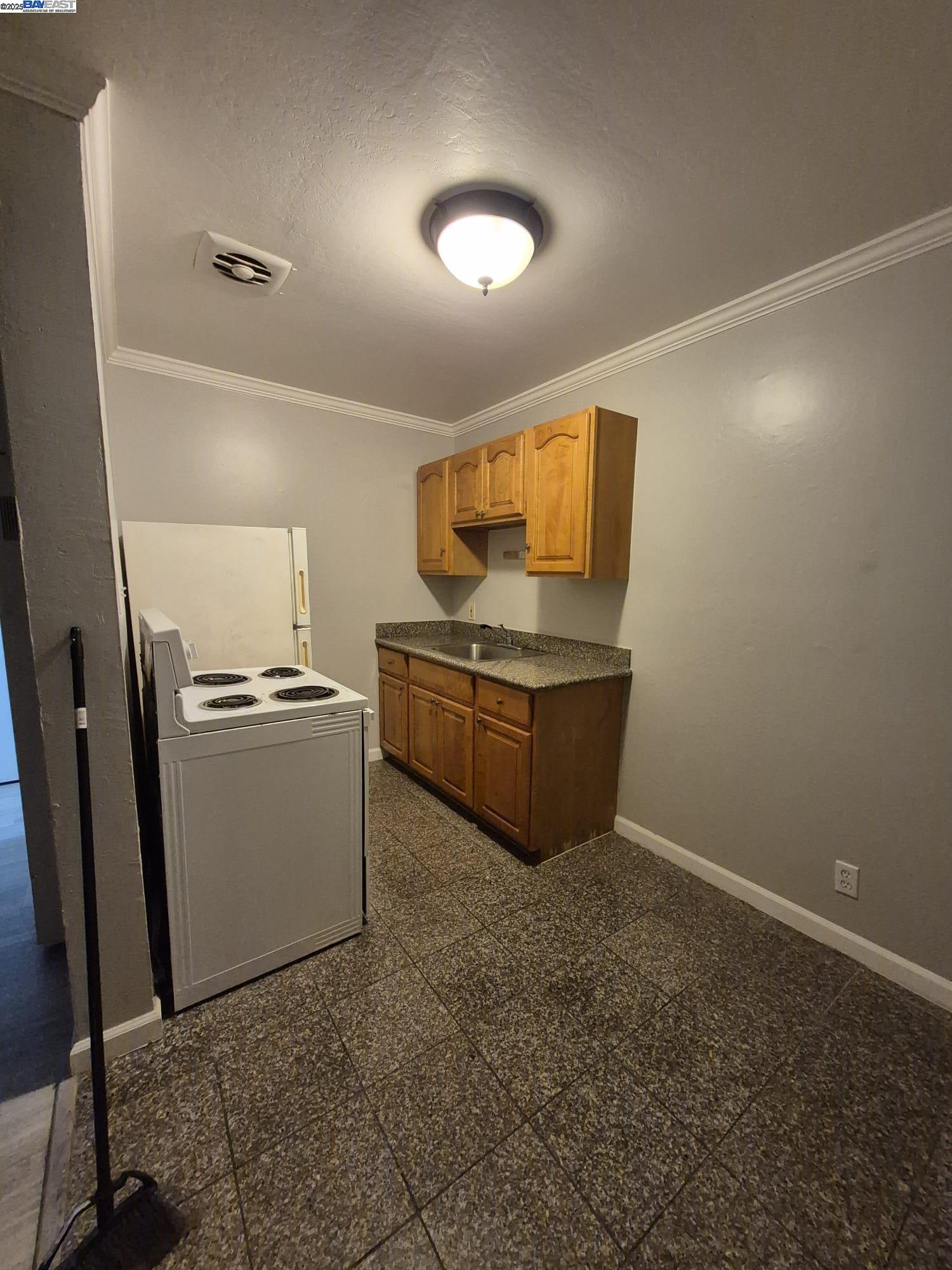 Detail Gallery Image 8 of 22 For 4022 San Pablo Dam Rd, El Sobrante,  CA 94803 - – Beds | – Baths