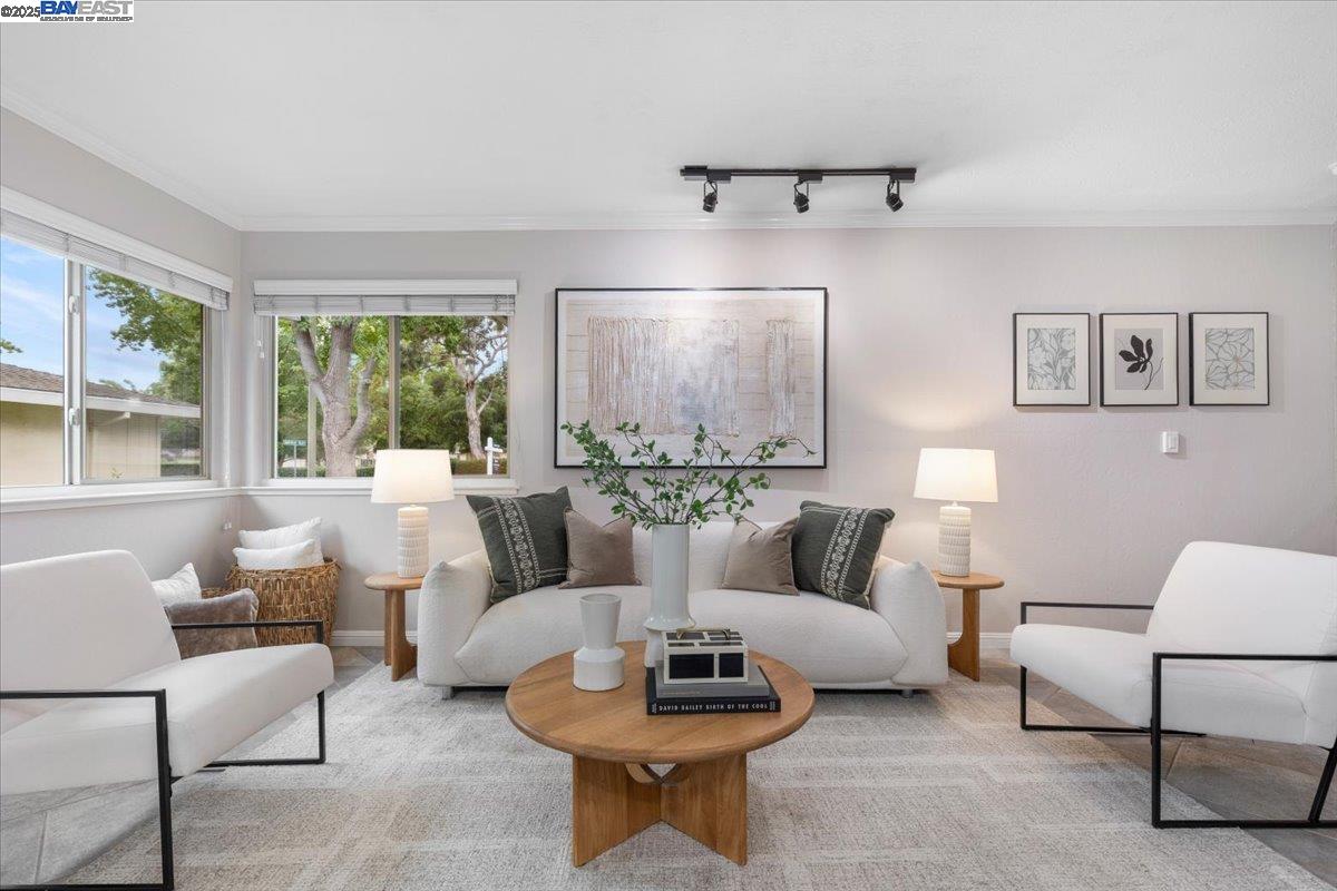 Front Image Thumbnail for BE41113617