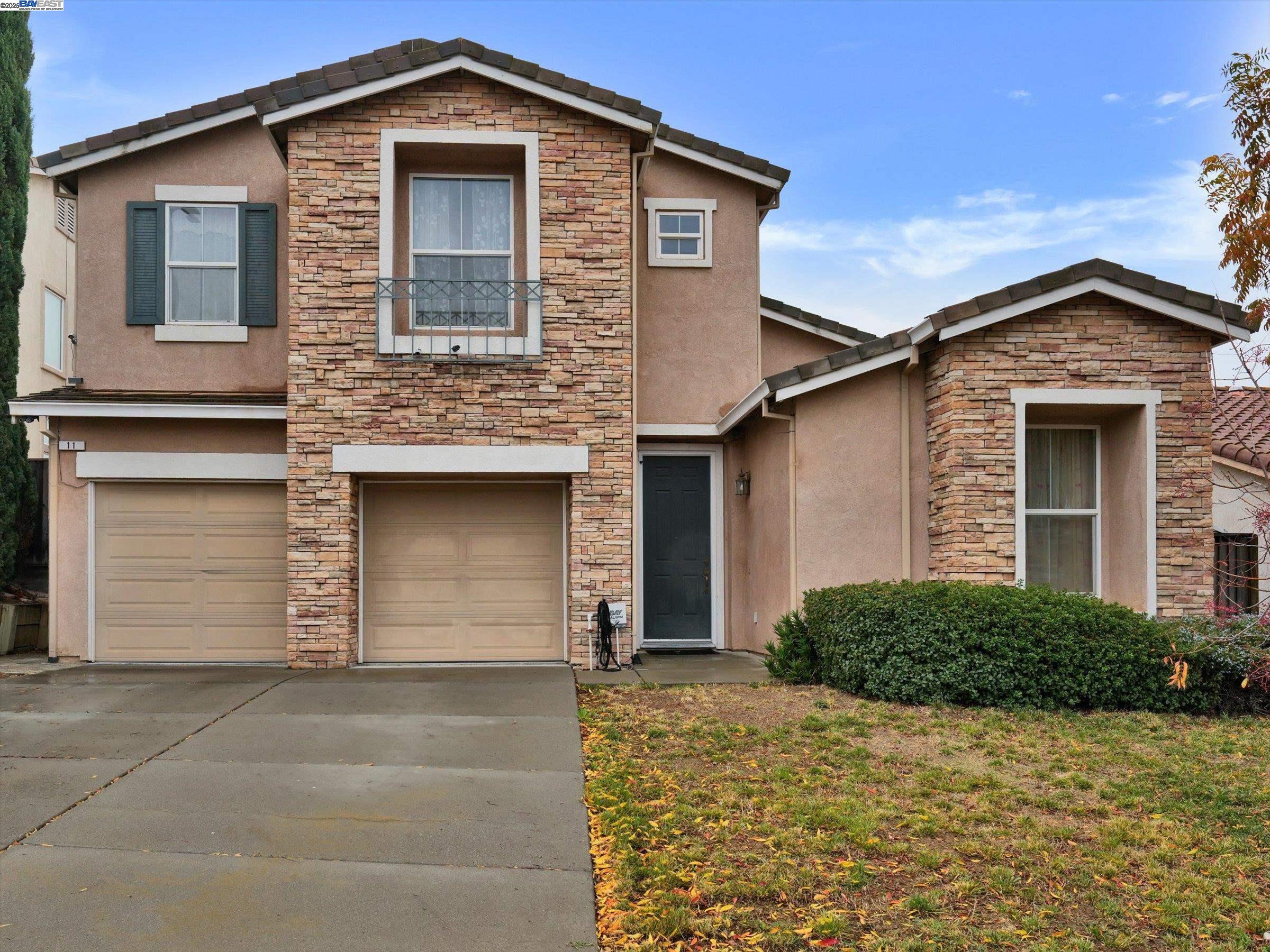 Detail Gallery Image 4 of 60 For 11 San Tomas Ct, Pittsburg,  CA 94565 - 5 Beds | 3 Baths