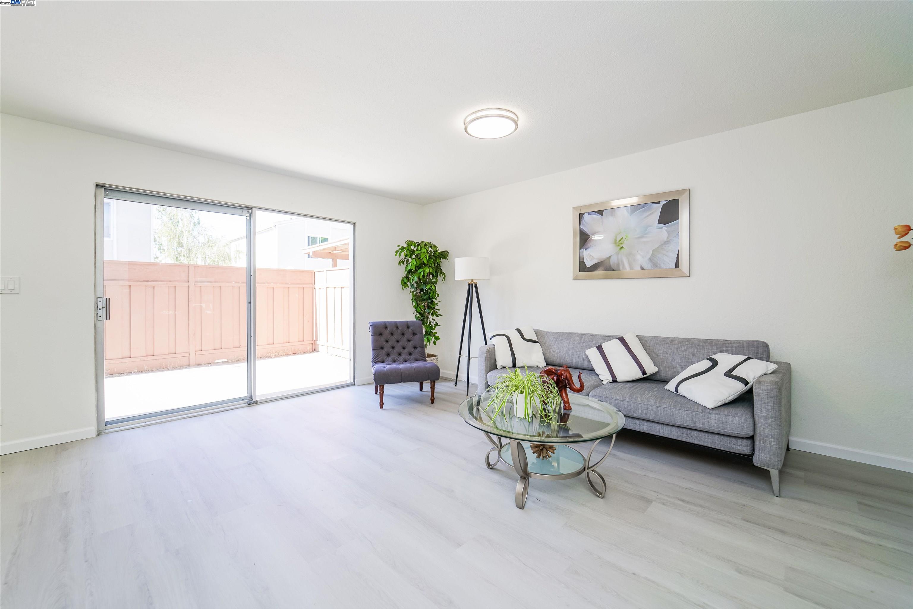 Photo #6: 41113623 Listing 