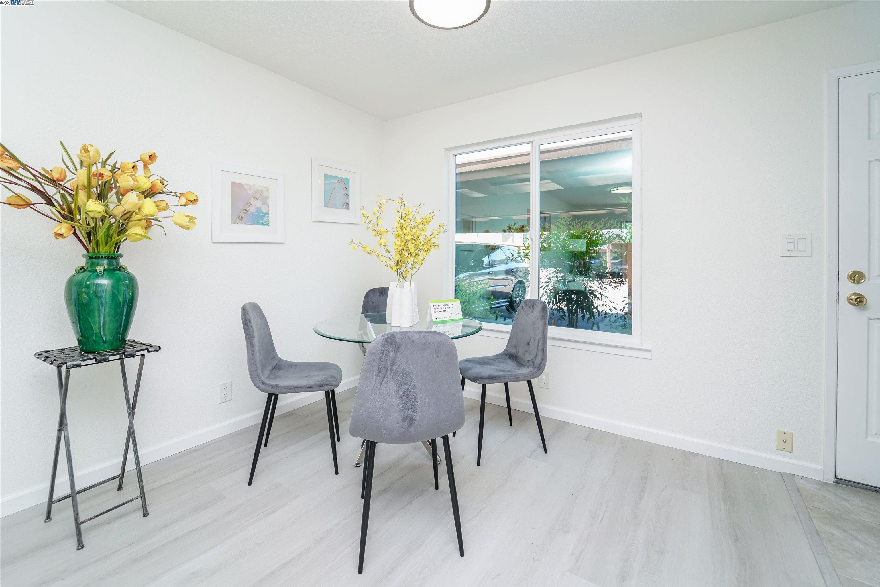 Photo #9: 41113623 Listing: Photo #9