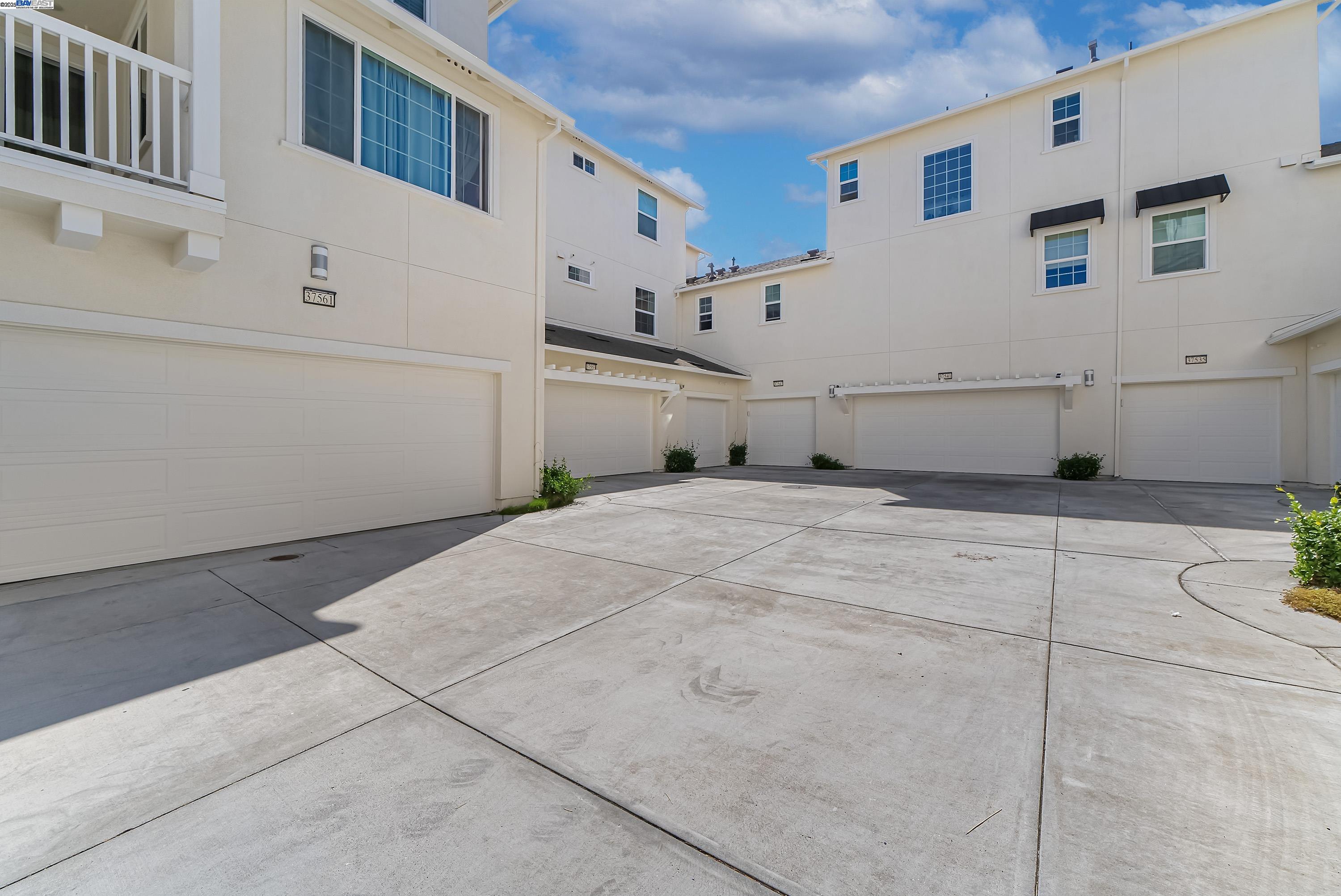 Photo #32: 41113628 Listing: Photo #32