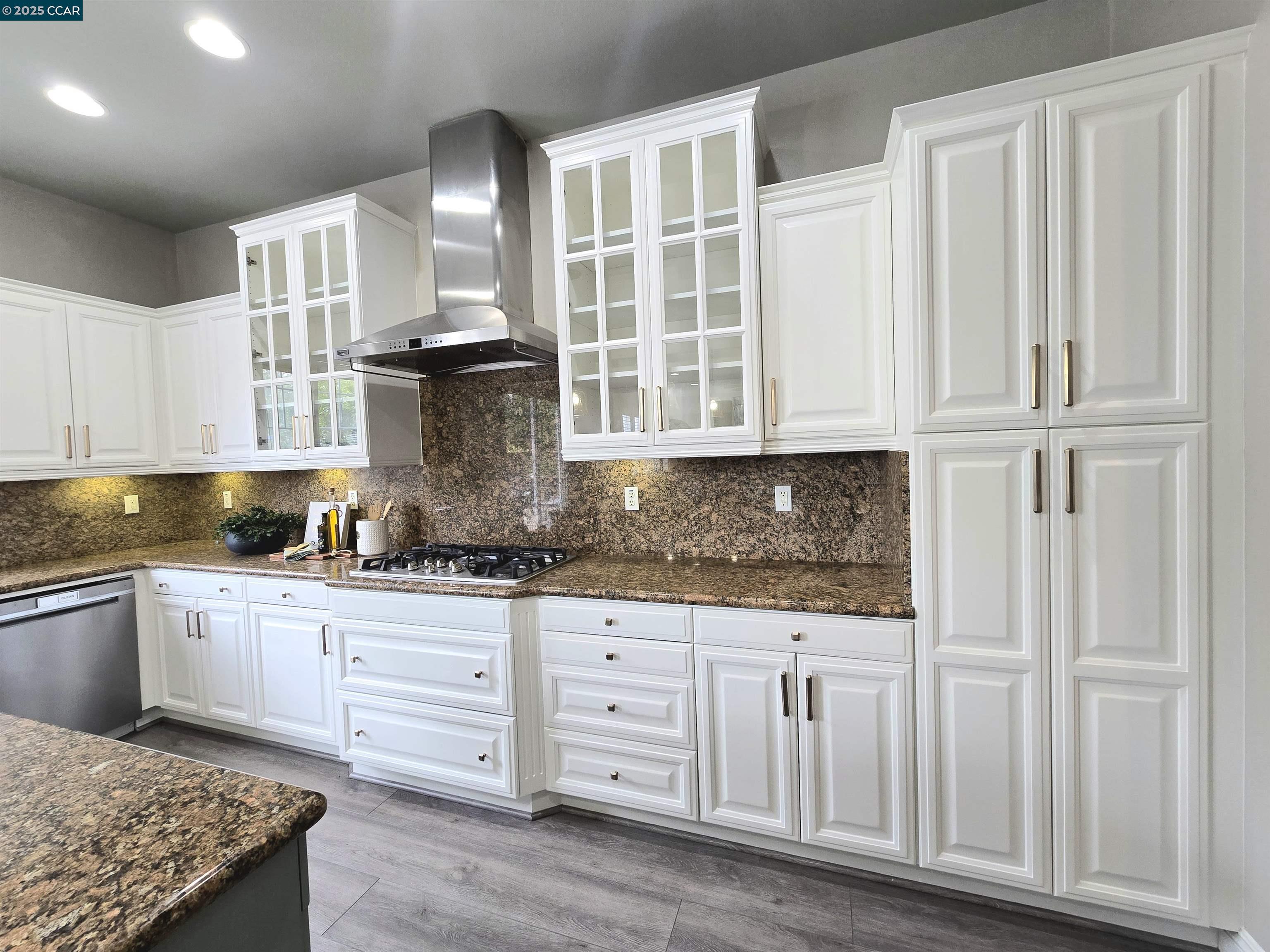 Detail Gallery Image 37 of 60 For 5430 Sherwood Way, San Ramon,  CA 94582 - 5 Beds | 3/1 Baths