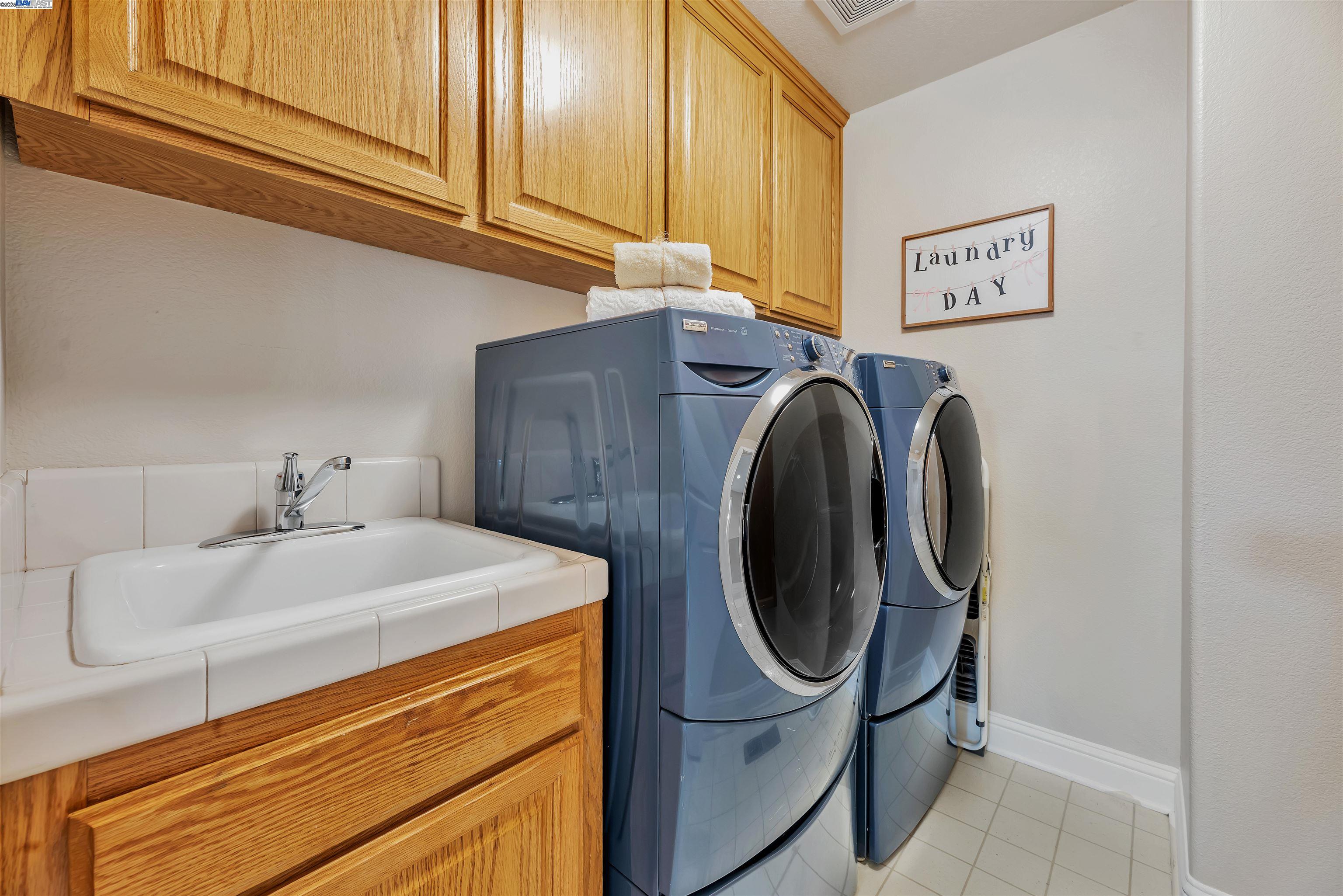 Detail Gallery Image 39 of 47 For 1169 Sunrise Ridge Dr, Lafayette,  CA 94549 - 3 Beds | 2/1 Baths