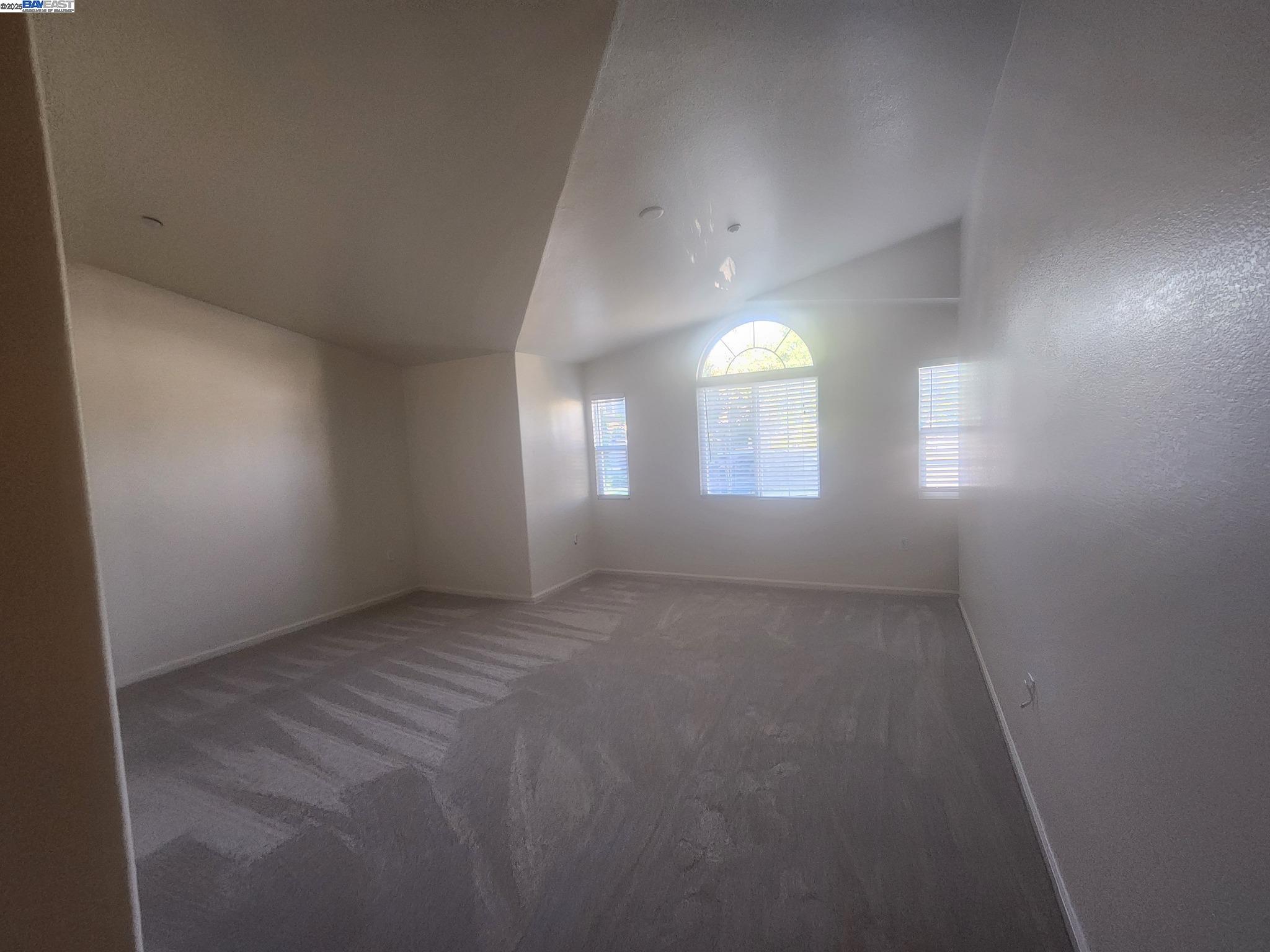 Detail Gallery Image 13 of 22 For 1536 Corte Reina Cmn, Livermore,  CA 94551-7432 - 3 Beds | 2 Baths