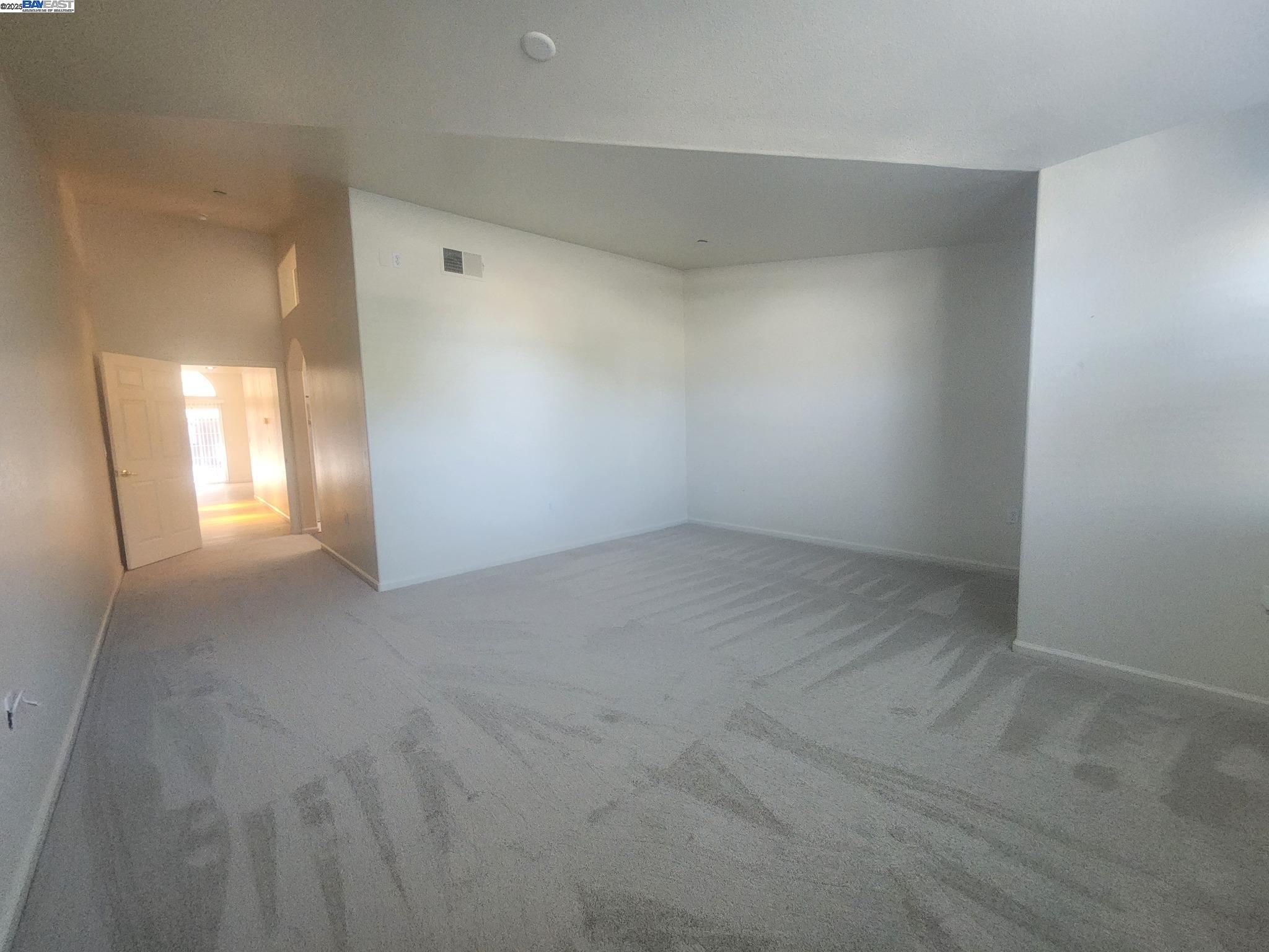 Detail Gallery Image 14 of 22 For 1536 Corte Reina Cmn, Livermore,  CA 94551-7432 - 3 Beds | 2 Baths