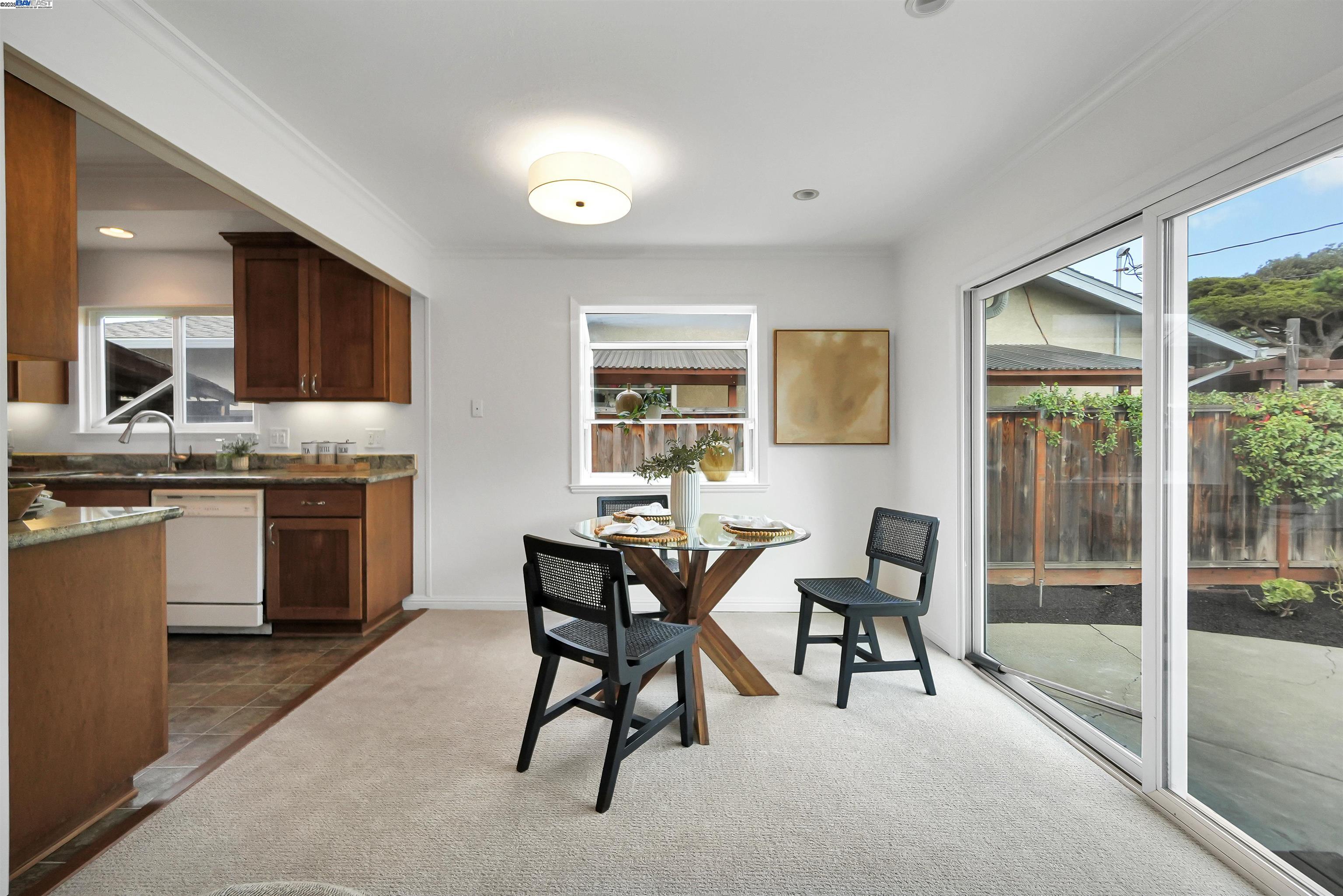 Detail Gallery Image 14 of 54 For 3006 Eggers Dr, Fremont,  CA 94536 - 4 Beds | 2/1 Baths