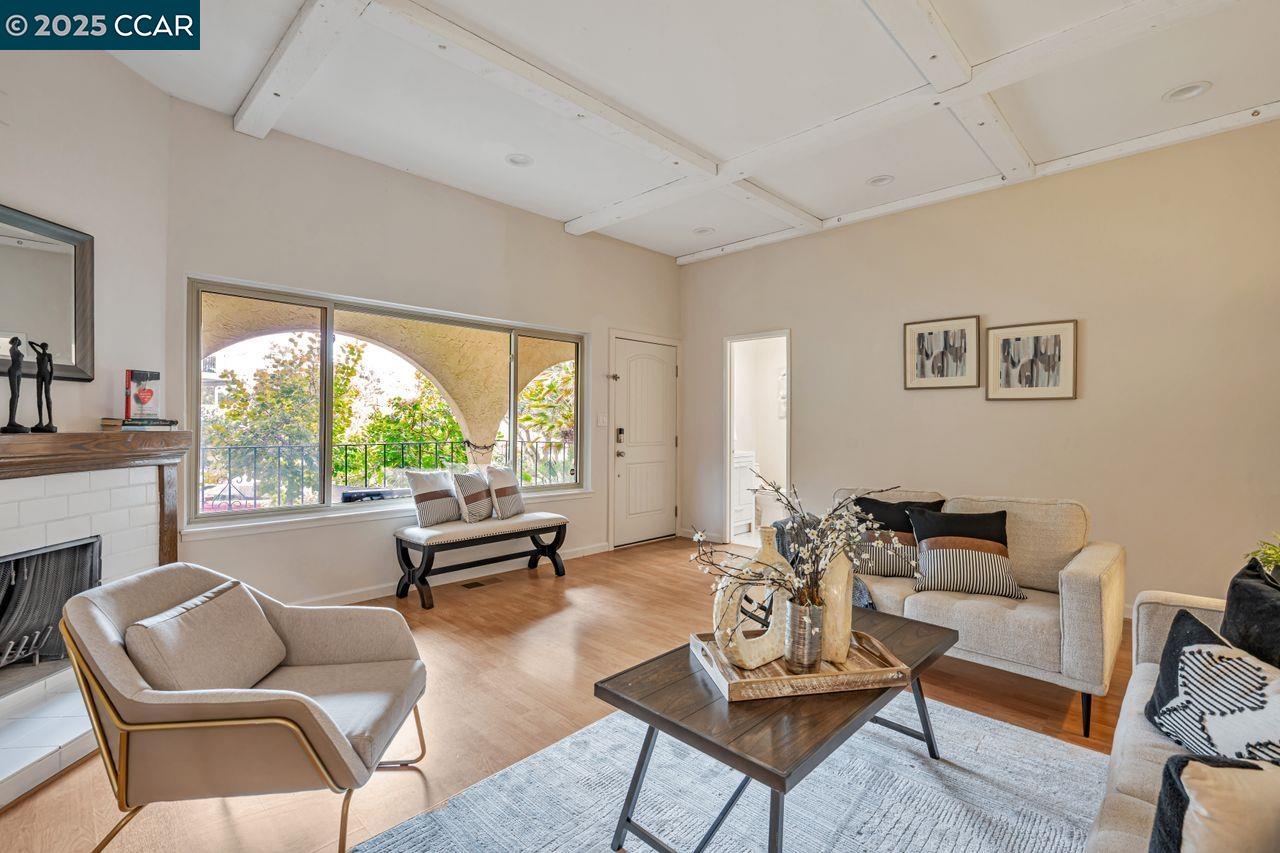 Photo #9: 41113661 Listing: Photo #9