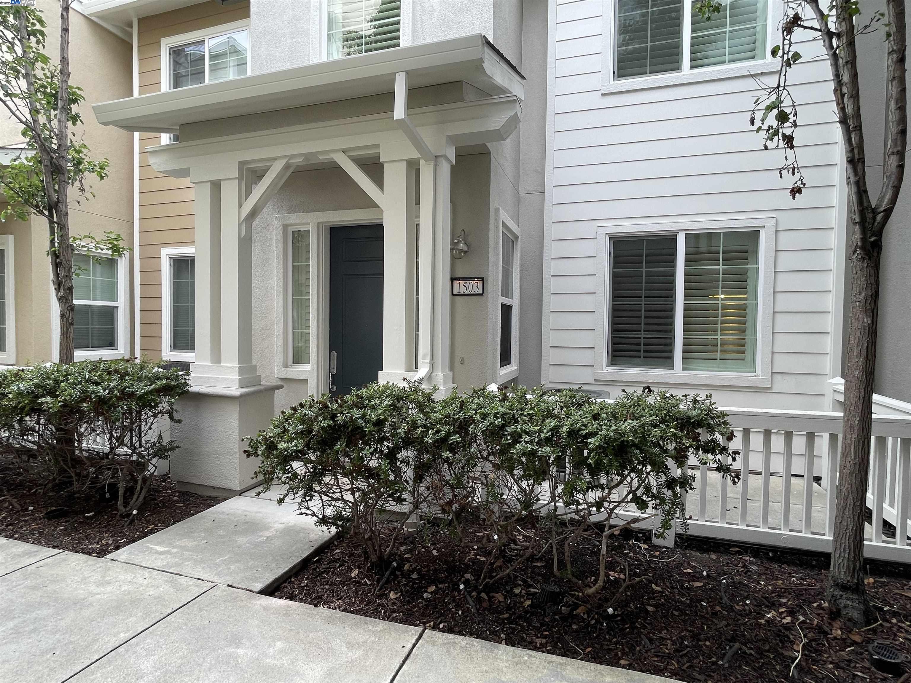 MLS: 41113671 Condo For Sale