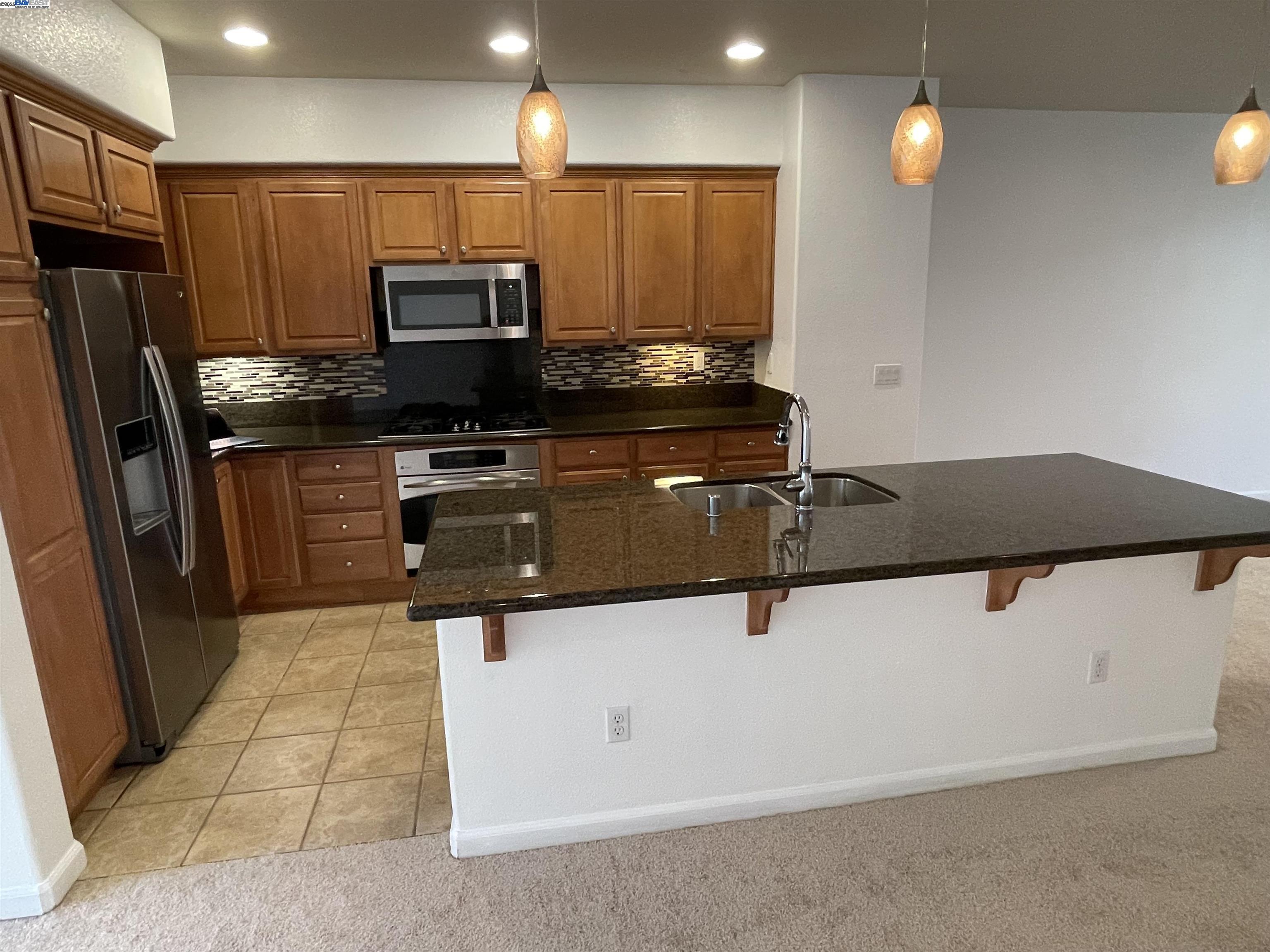 Detail Gallery Image 16 of 33 For 1503 Jetty Dr, Richmond,  CA 94804 - 3 Beds | 3/1 Baths