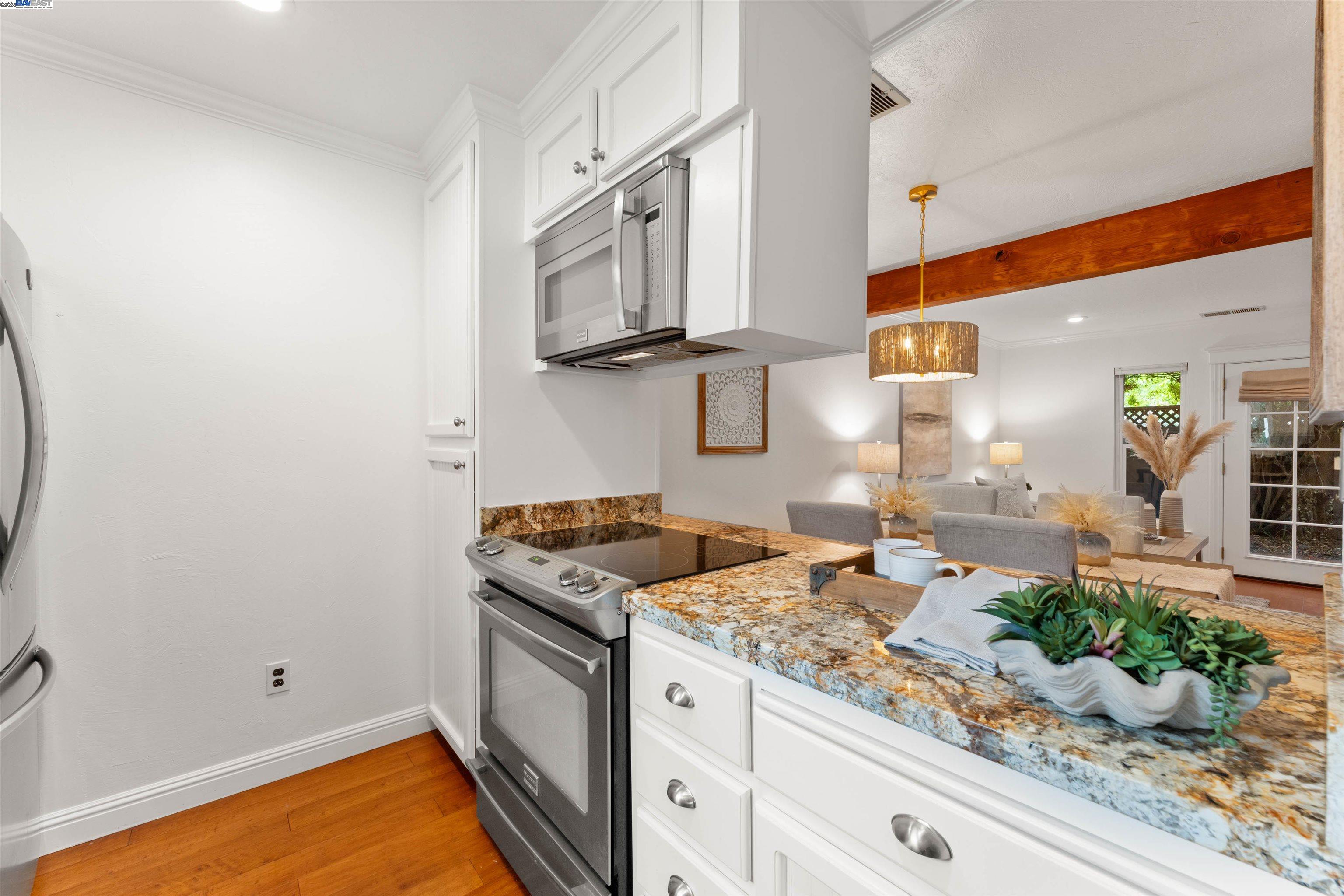 Photo #7: 41113677 Listing: Photo #7