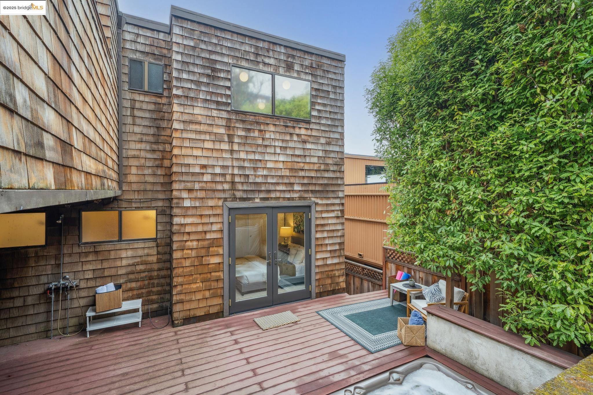 Detail Gallery Image 41 of 50 For 139 Del Mar Ave, Berkeley,  CA 94708 - 3 Beds | 2/1 Baths