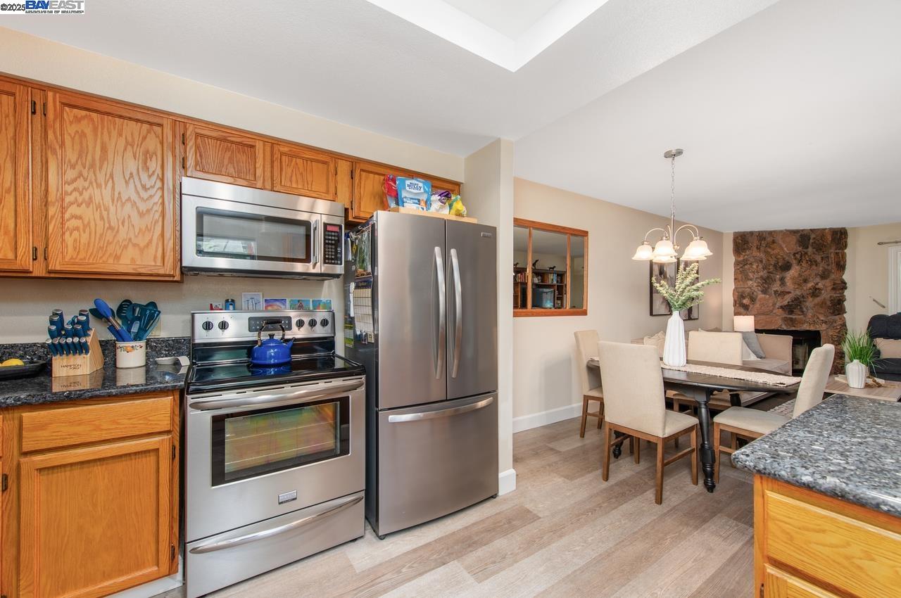 Photo #12: 41113693 Listing: Photo #12