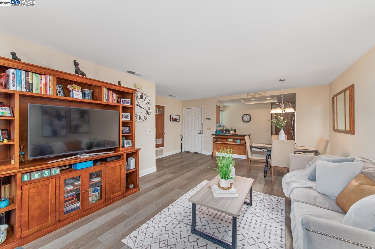 Photo #14: 41113693 Listing: Photo #14