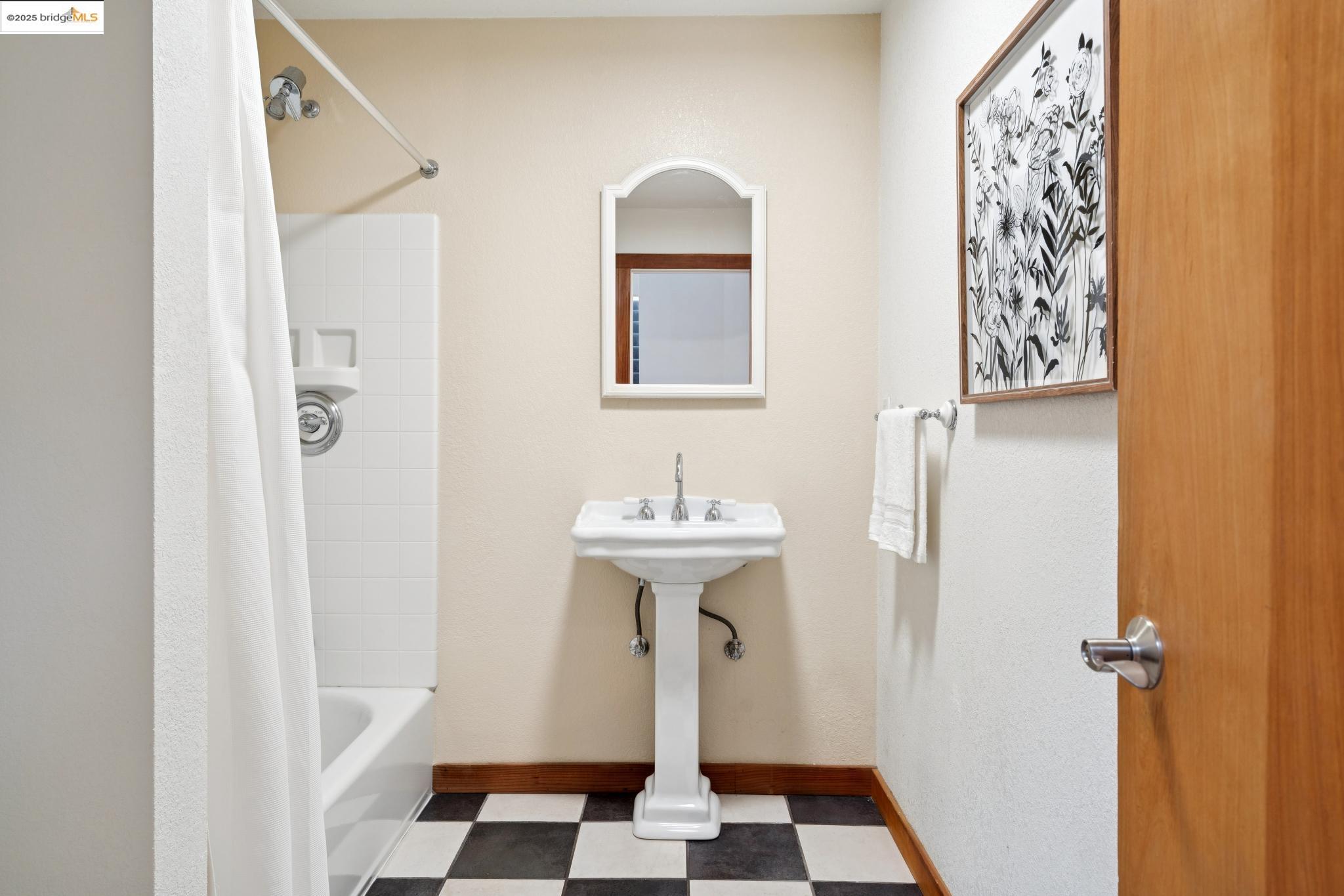 Photo #11: 41113710 Listing: Photo #11
