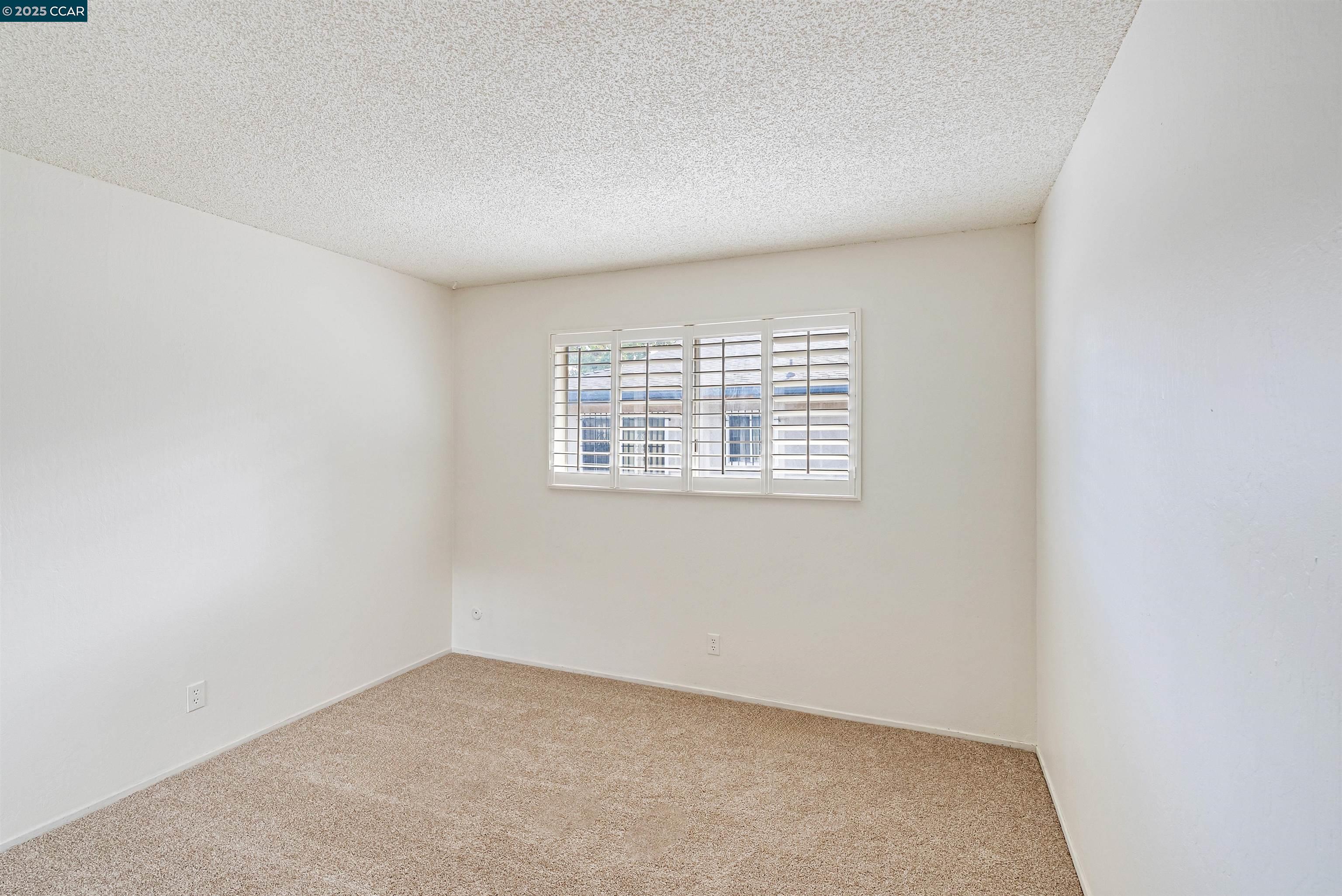 Photo #11: 41113716 Listing: Photo #11