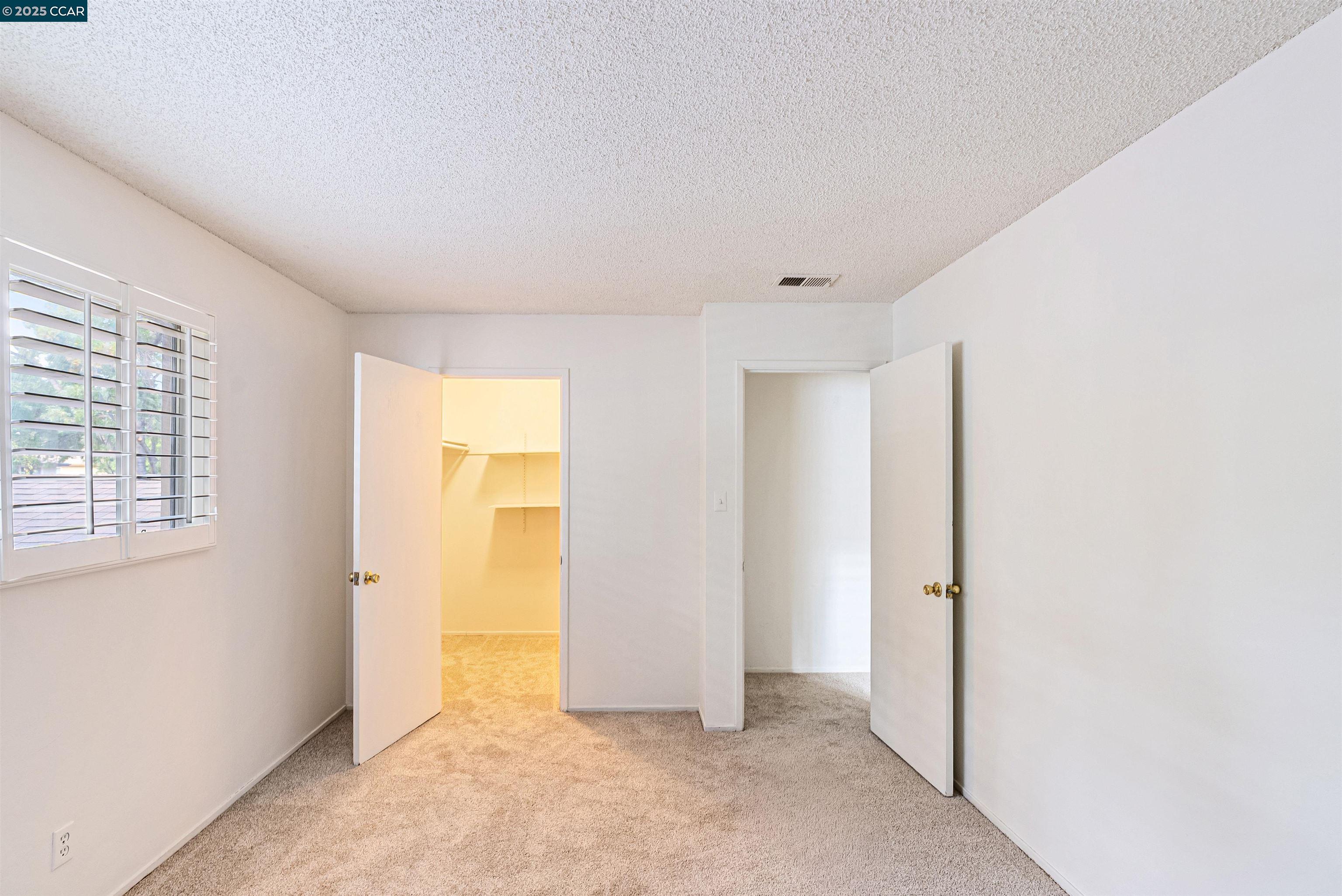 Photo #15: 41113716 Listing: Photo #15
