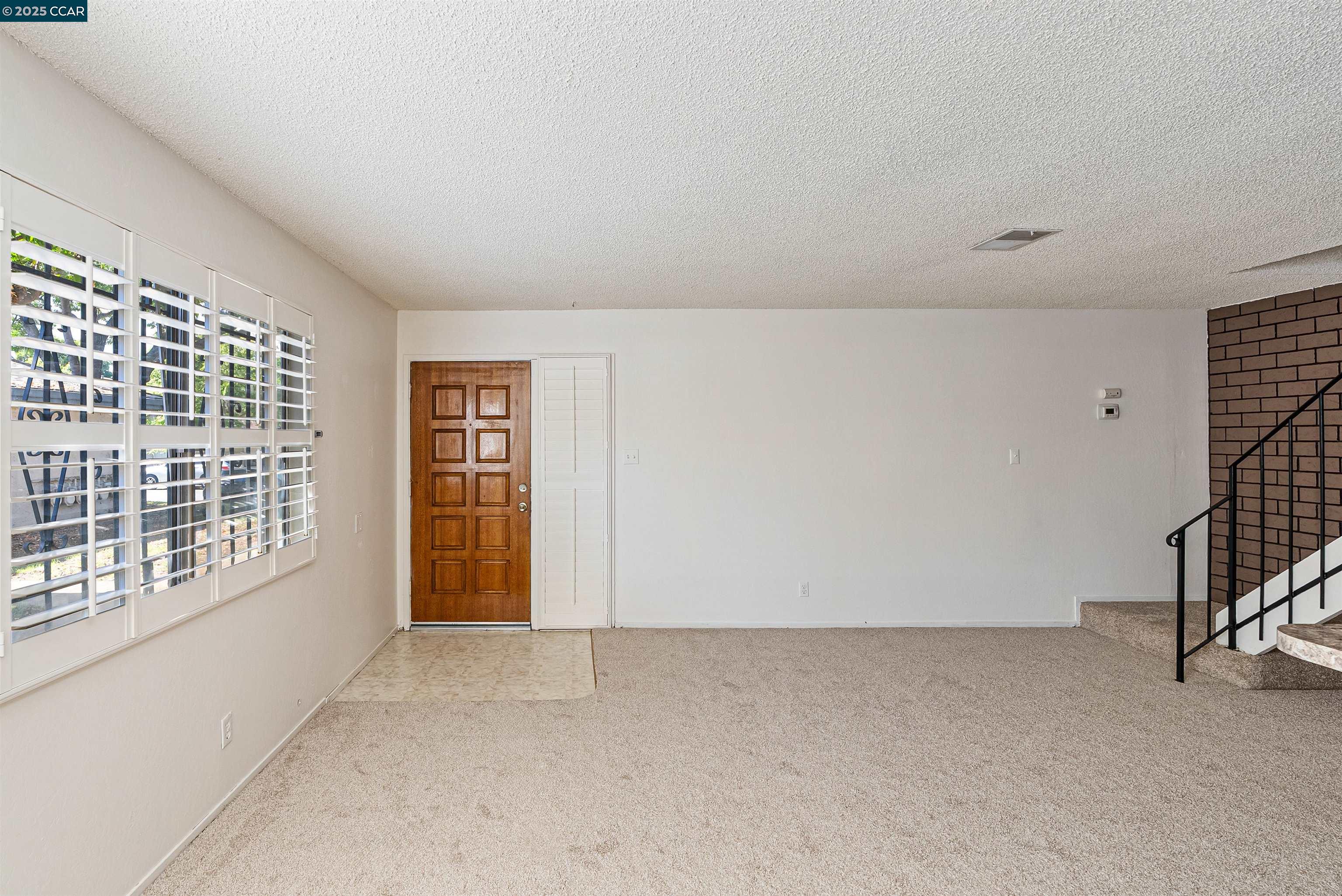 Photo #5: 41113716 Listing 