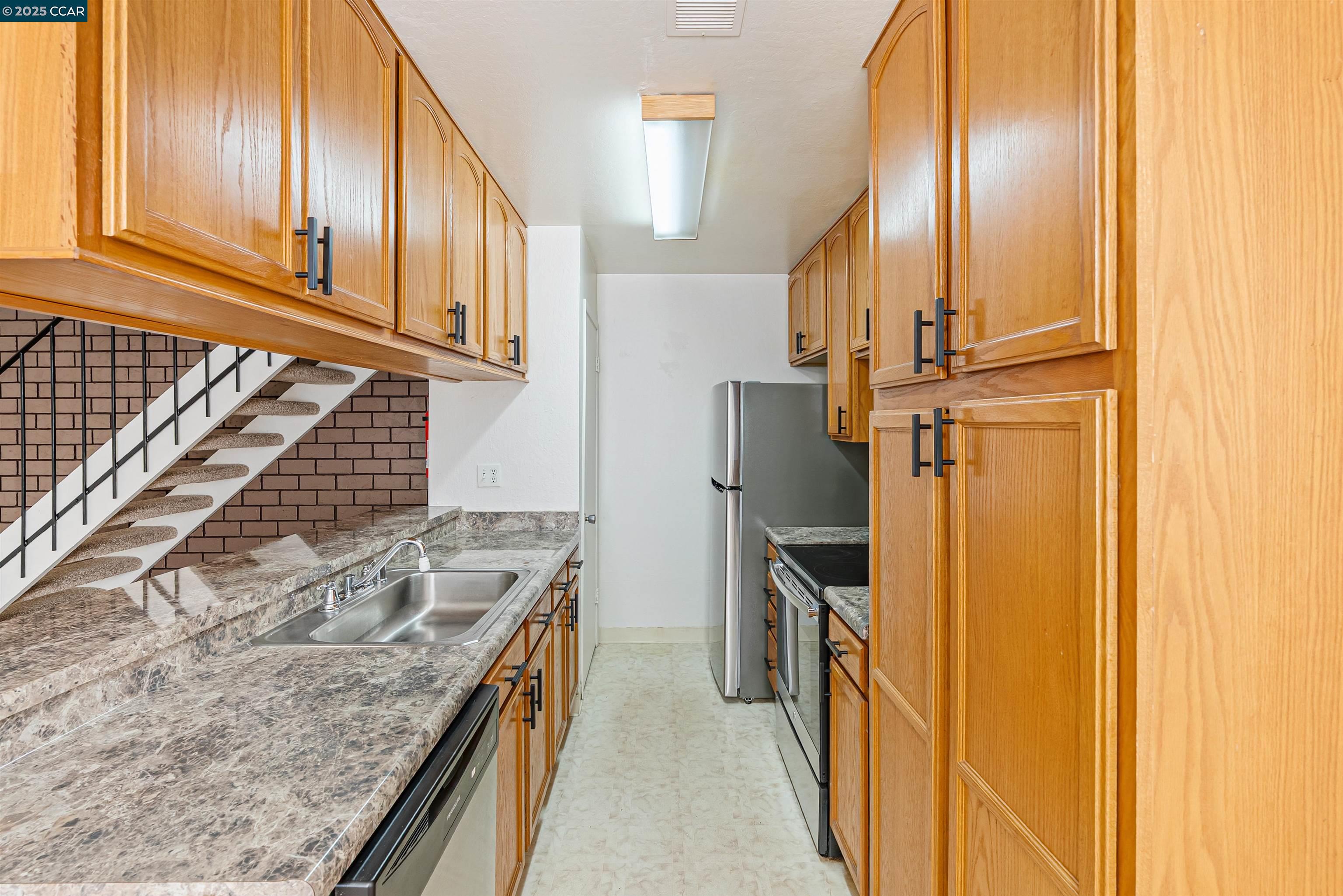 Photo #7: 41113716 Listing: Photo #7