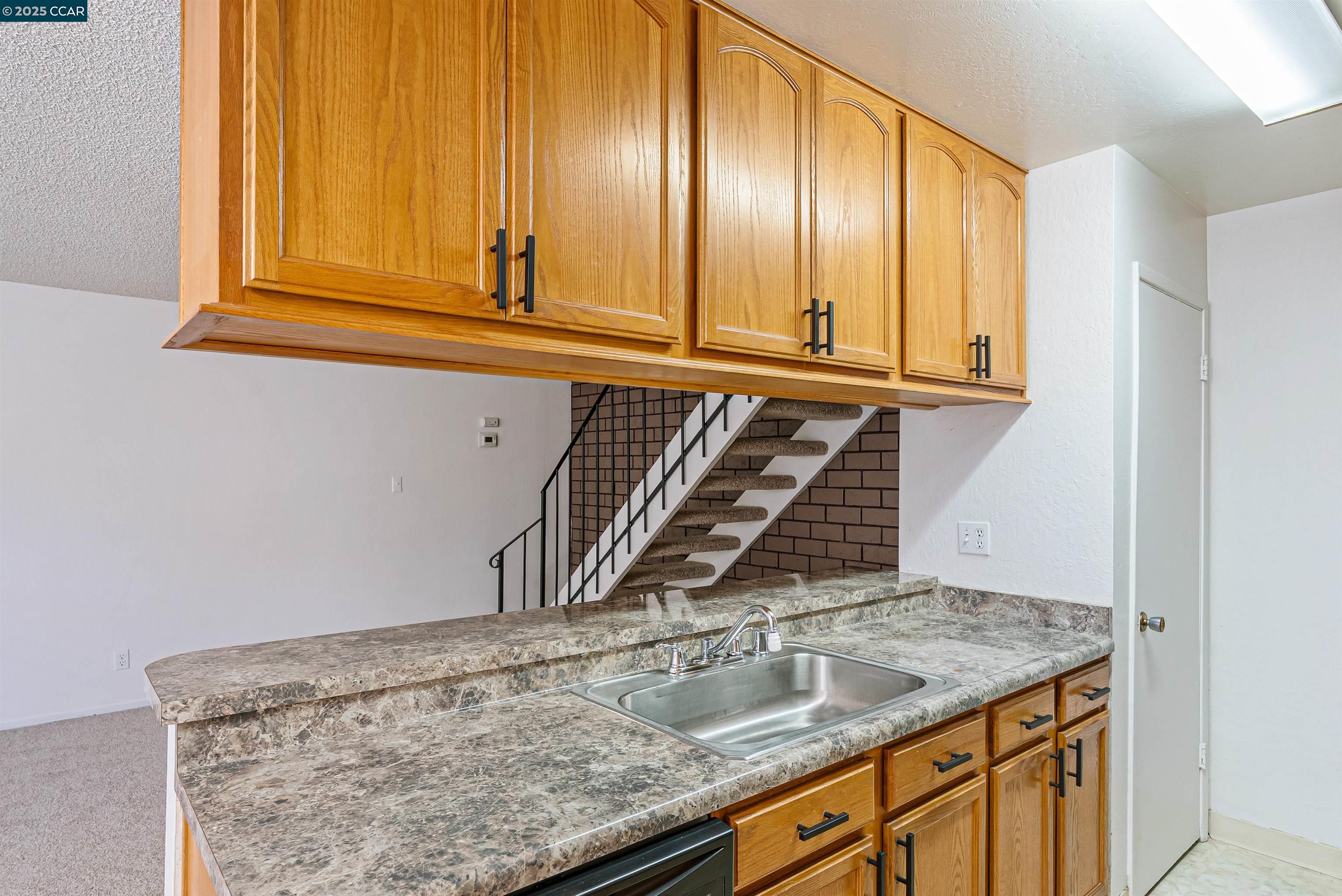 Photo #9: 41113716 Listing: Photo #9