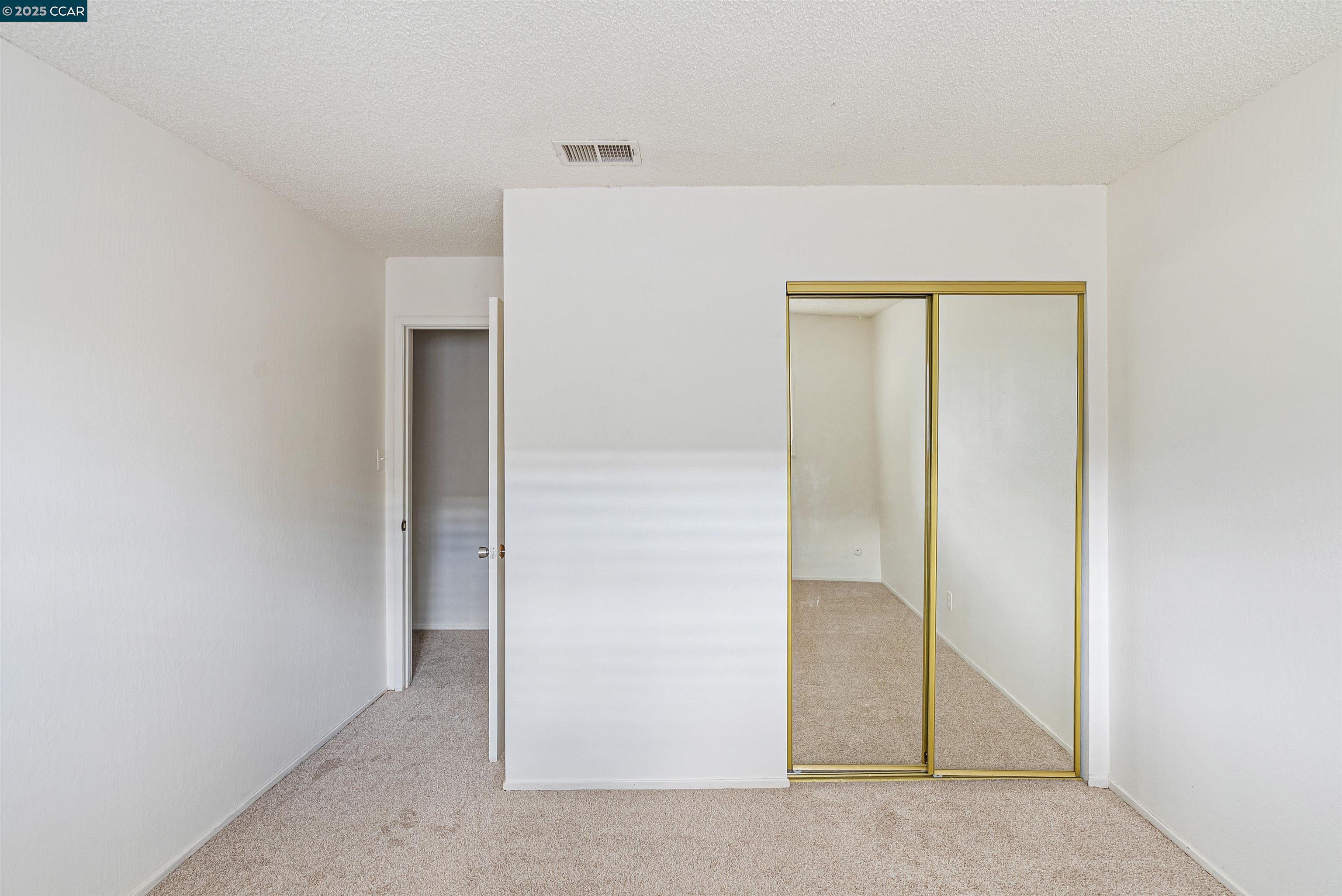 Photo #10: 41113716 Listing: Photo #10