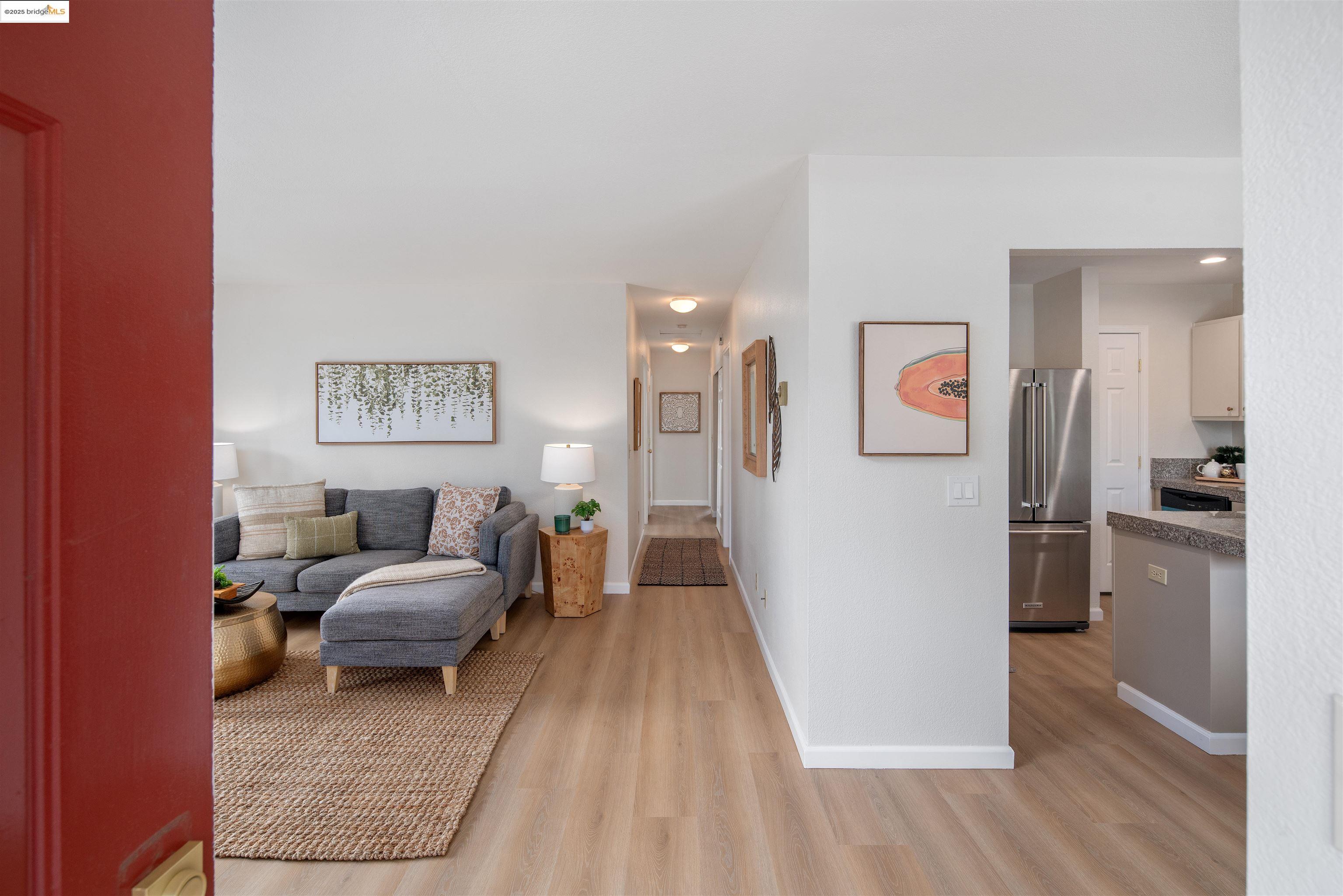 Photo #2: 41113719 Listing 