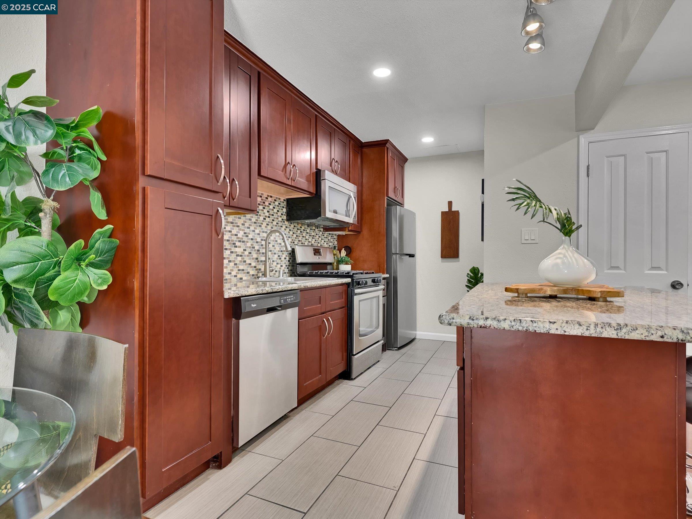 Photo #11: 41113728 Listing: Photo #11