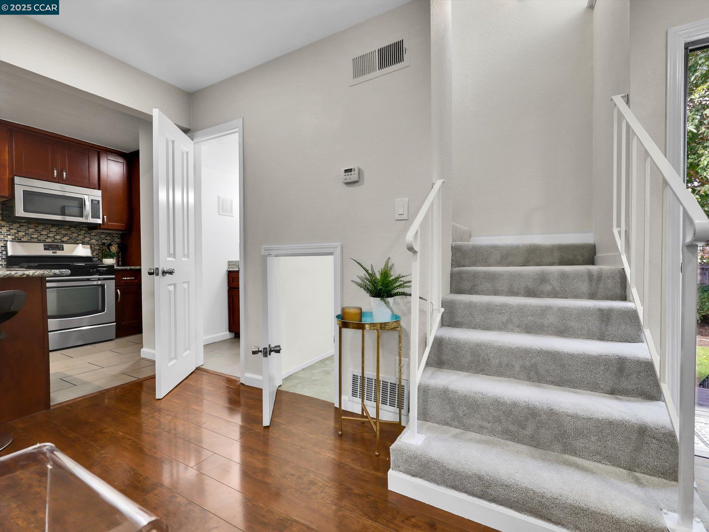 Photo #17: 41113728 Listing: Photo #17