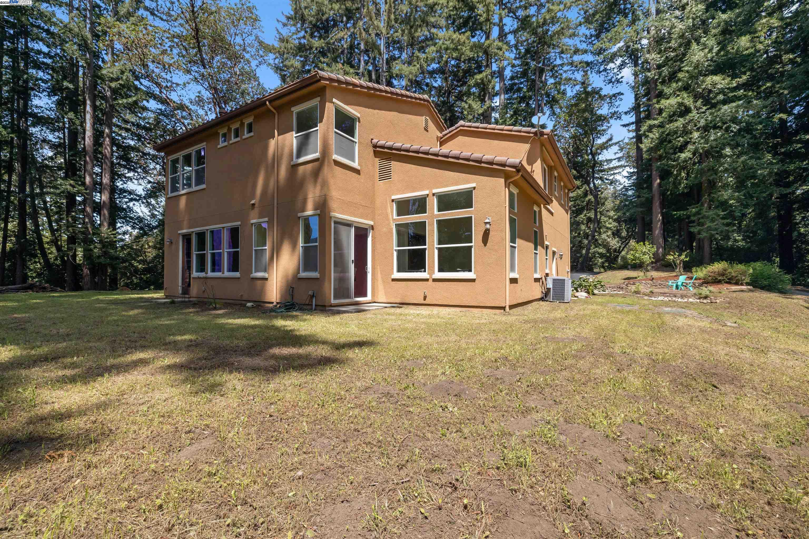 Detail Gallery Image 40 of 53 For 220 Hillary Hts, Boulder Creek,  CA 95006 - 4 Beds | 4 Baths