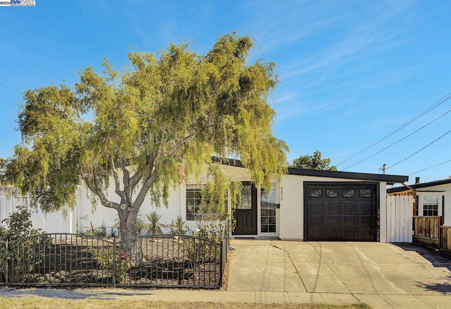 Detail Gallery Image 34 of 39 For 2072 Everglade St, Hayward,  CA 94545 - 3 Beds | 2 Baths