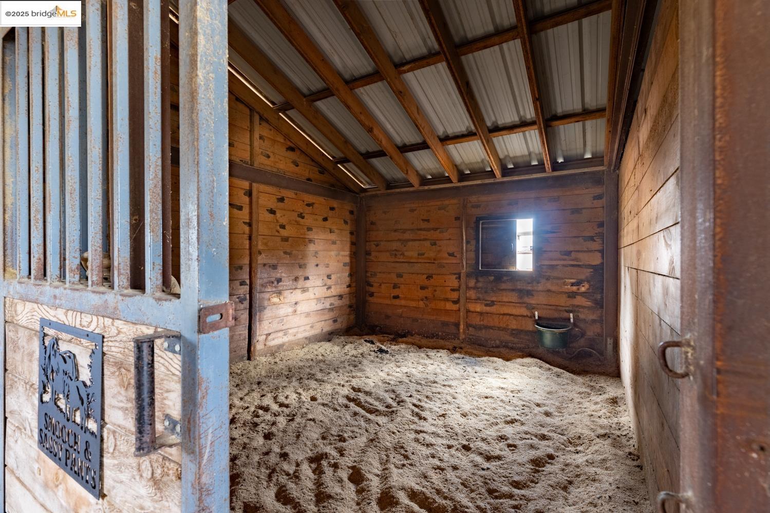 Detail Gallery Image 45 of 60 For 3942 Bentley Rd, Oakdale,  CA 95361 - 4 Beds | 3 Baths