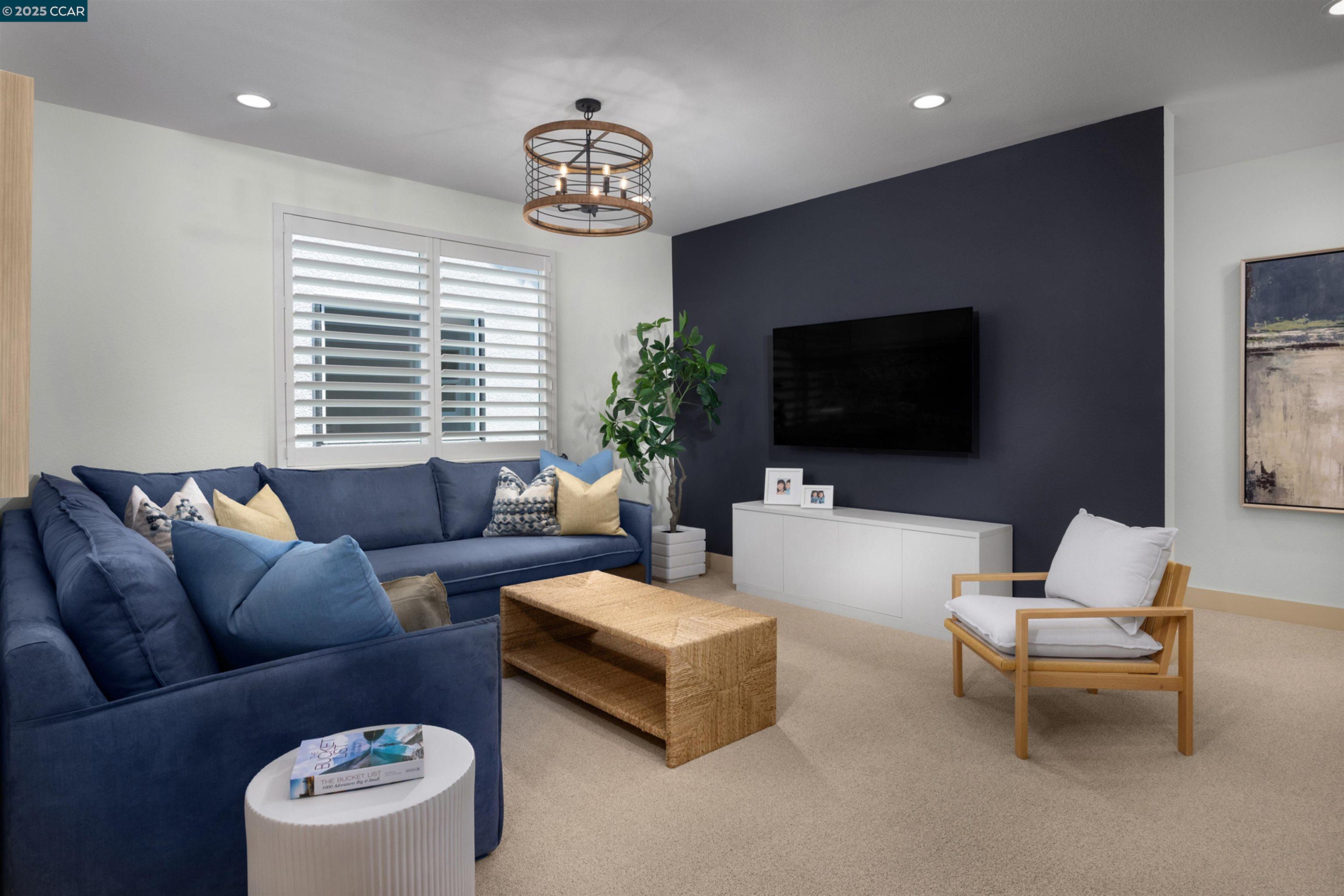 Detail Gallery Image 10 of 18 For 17064 Aldergrove Court, Lathrop,  CA 95330 - 4 Beds | 3/1 Baths