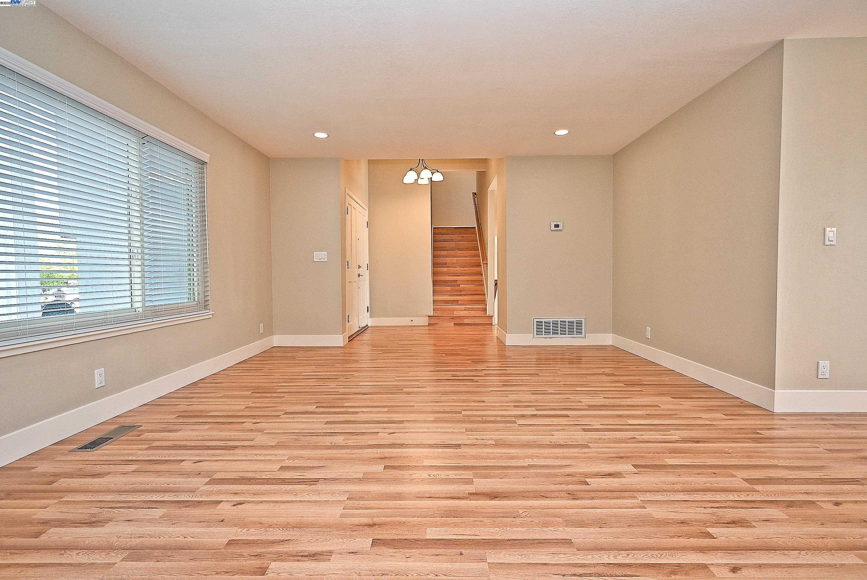 Detail Gallery Image 11 of 50 For 3092 Halgrim Ct, San Jose,  CA 95132 - 4 Beds | 2/1 Baths