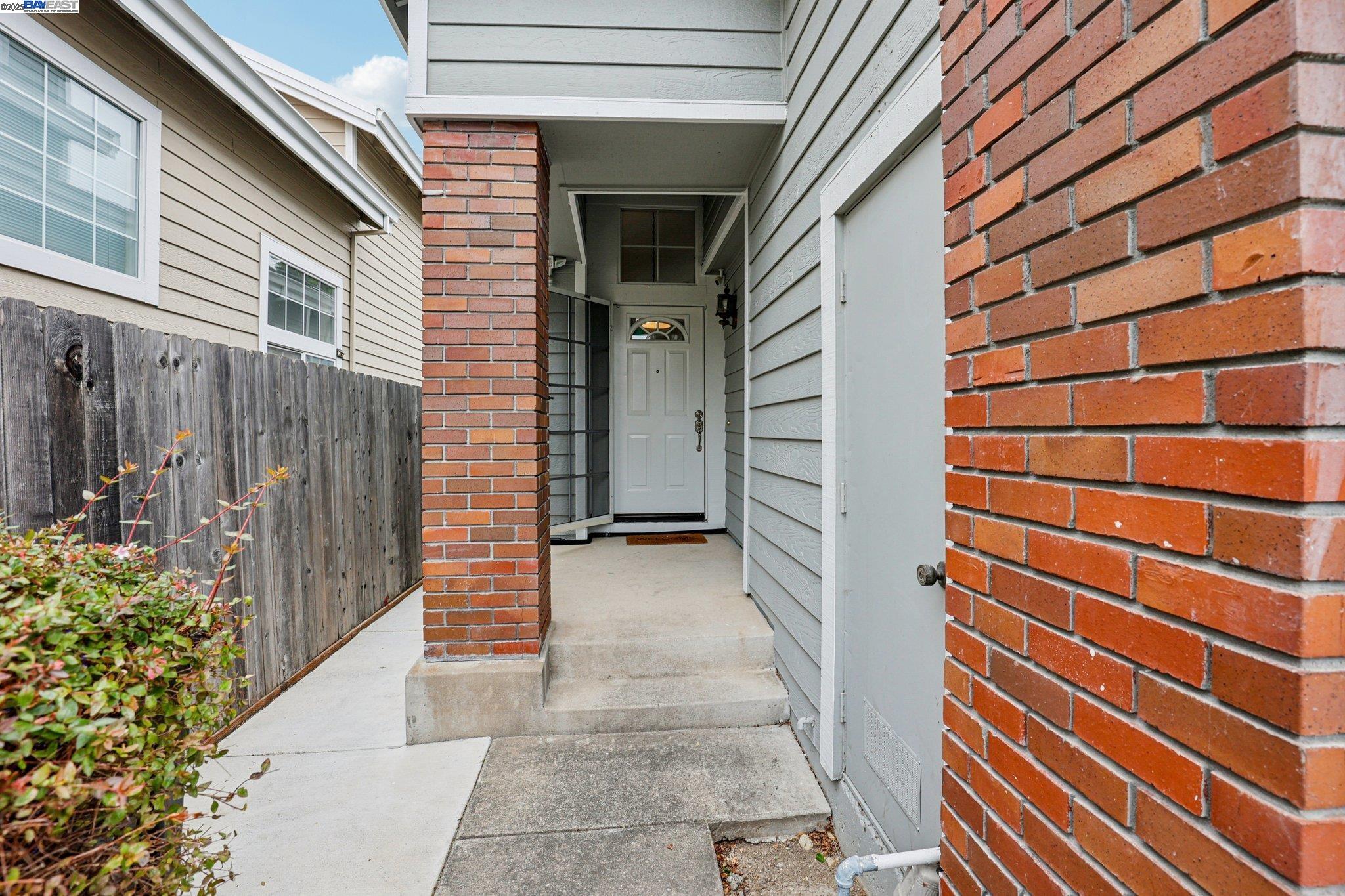 Photo #3: 41113748 Listing 